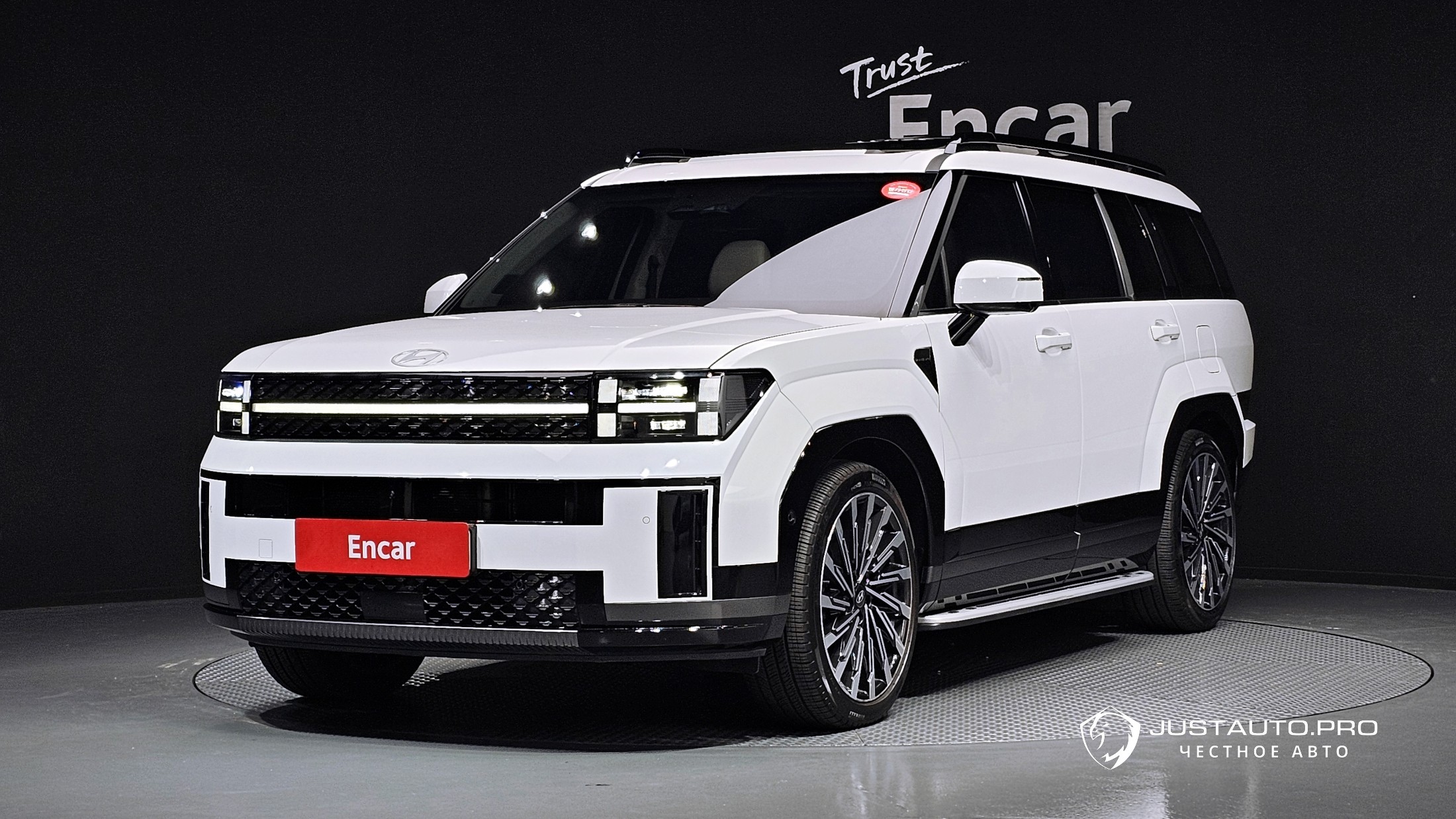 Автомобиль Hyundai Santafe