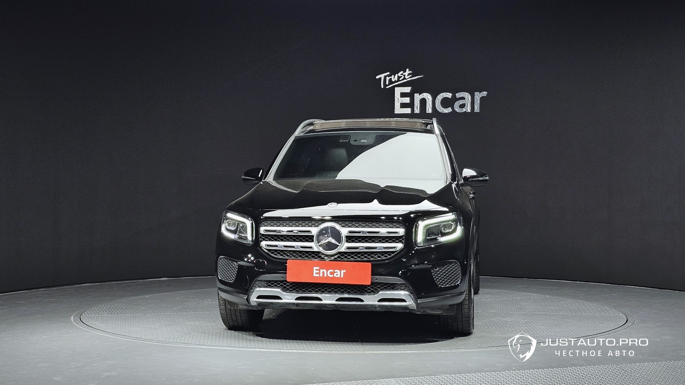 Автомобиль Mercedes-Benz GLB-Class