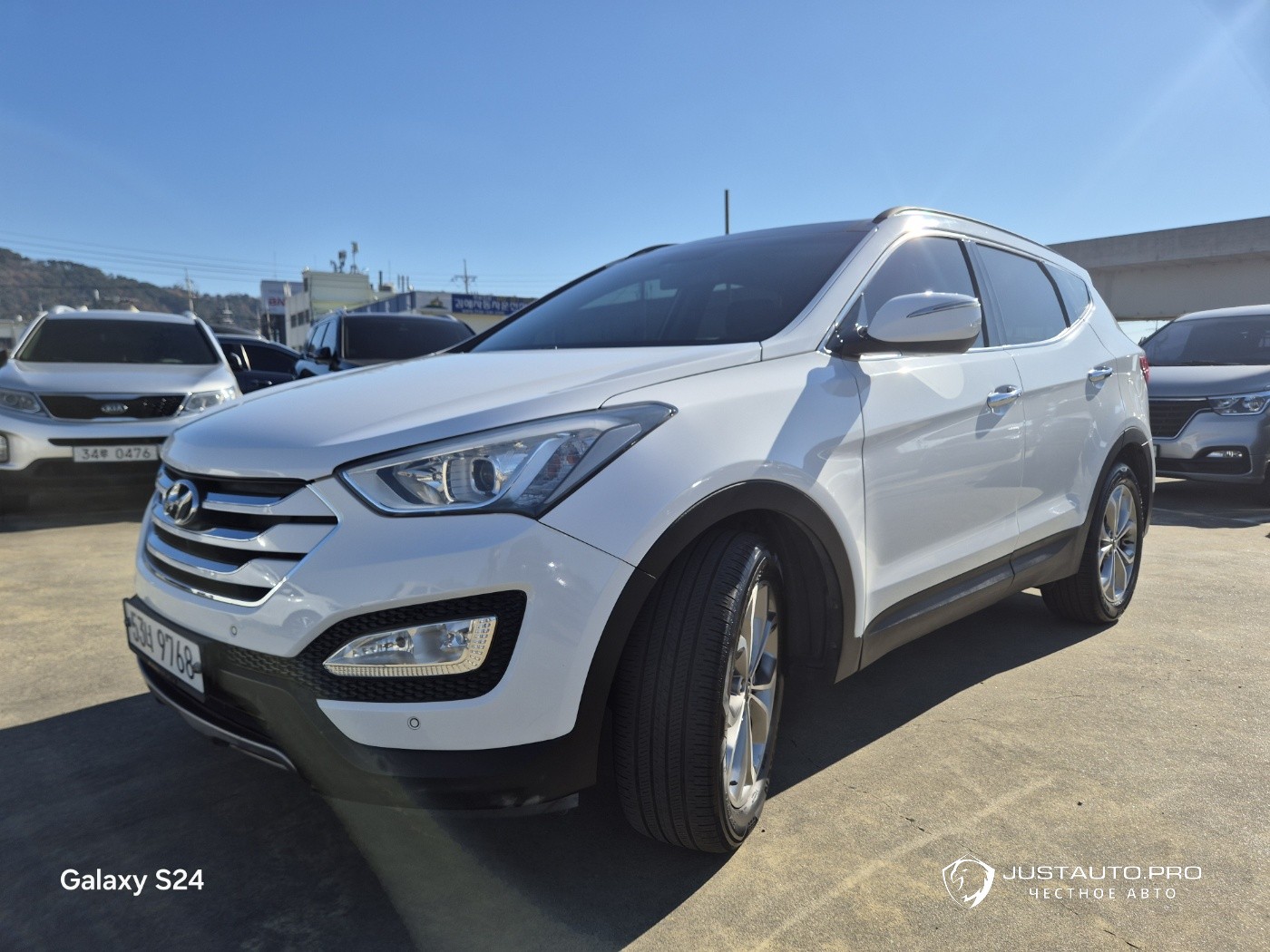 Автомобиль Hyundai Santafe