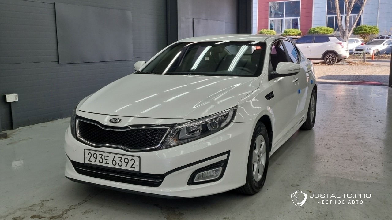 Автомобиль Kia K5