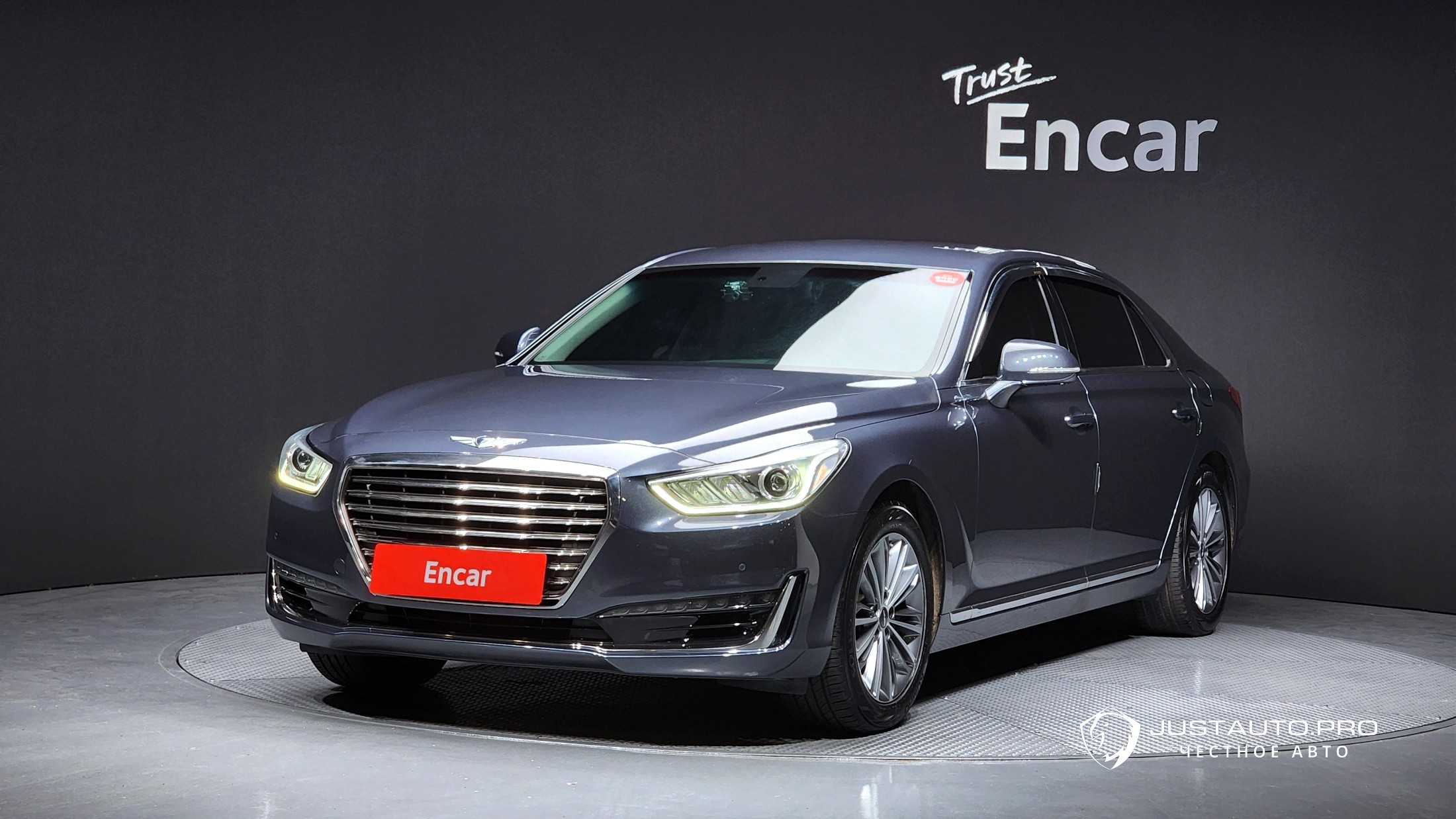 Автомобиль Genesis EQ900