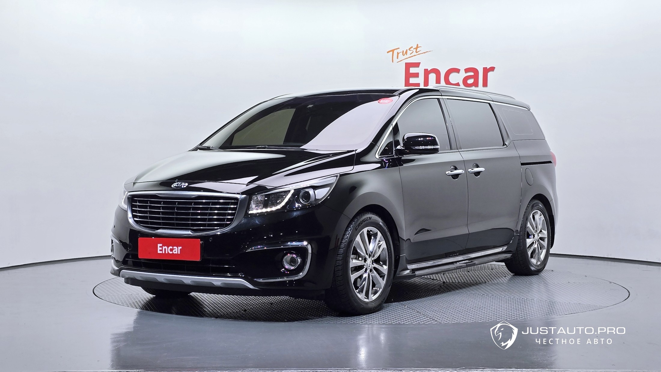 Автомобиль Kia Canival