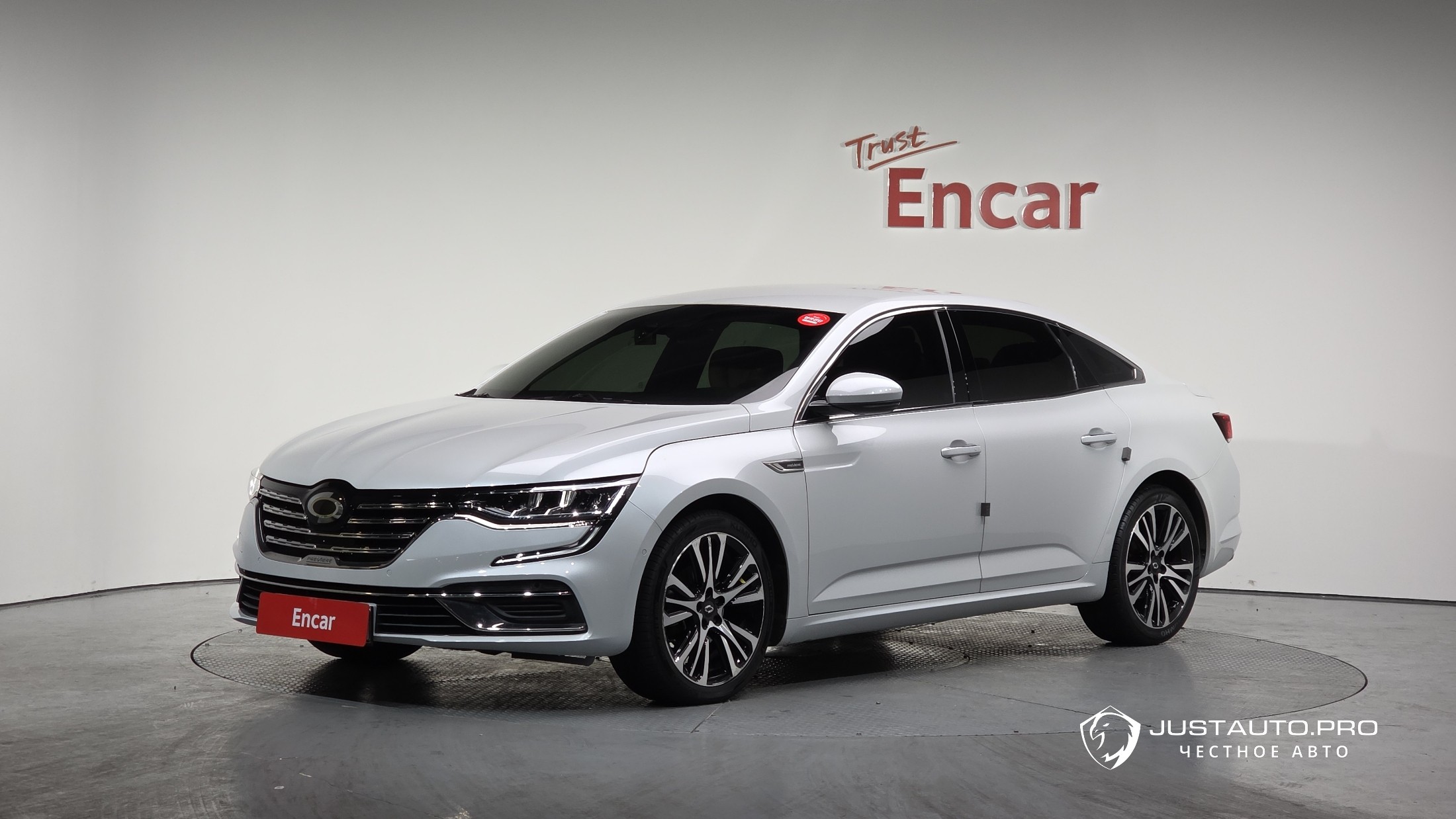 Автомобиль Renault-KoreaSamsung SM6