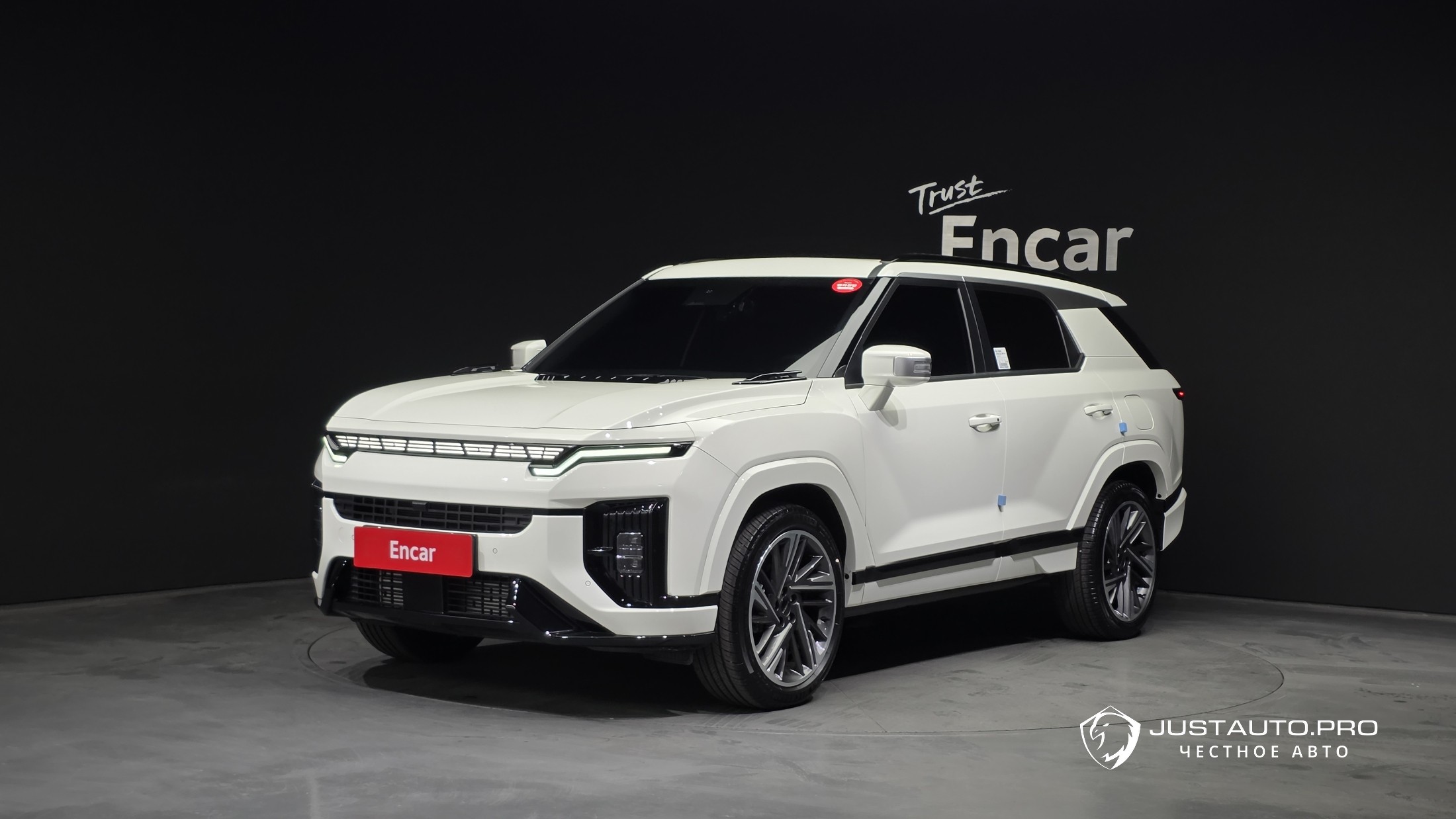 Автомобиль KG_Mobility_Ssangyong Actyon