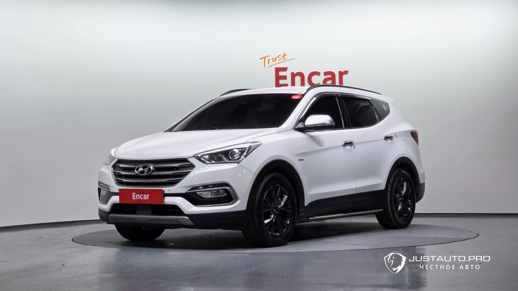 Автомобиль Hyundai Santafe