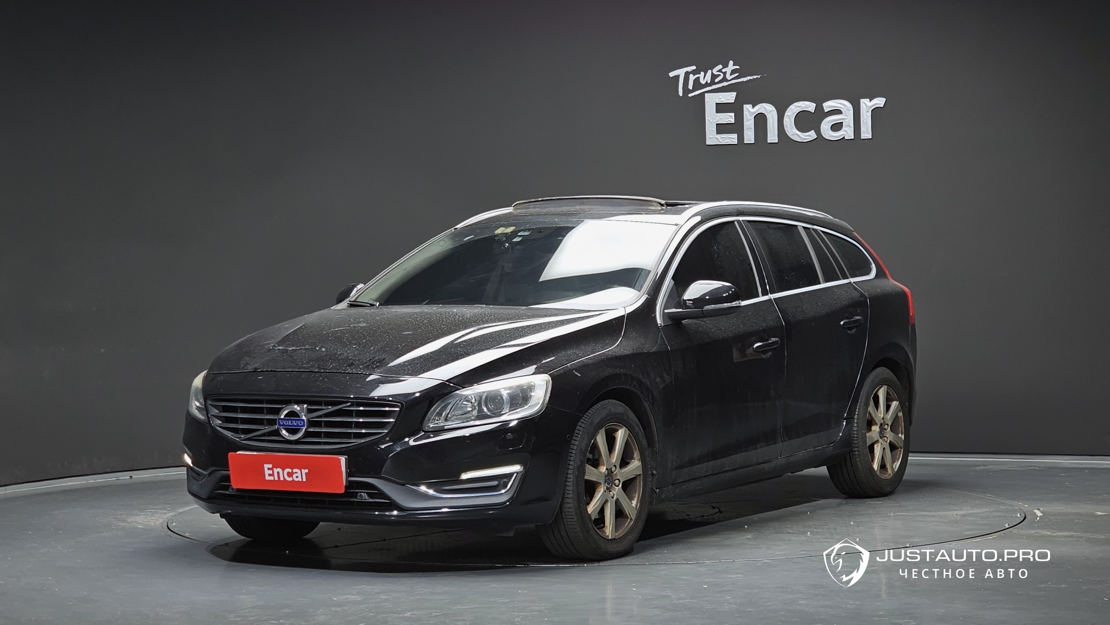 Автомобиль Volvo V60