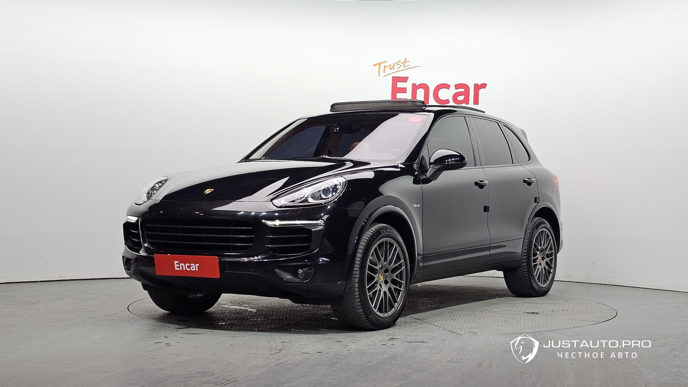 Автомобиль Porsche Cayenne