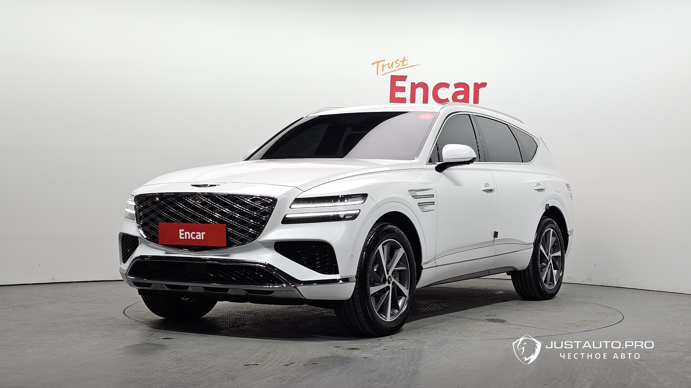 Автомобиль Genesis GV80