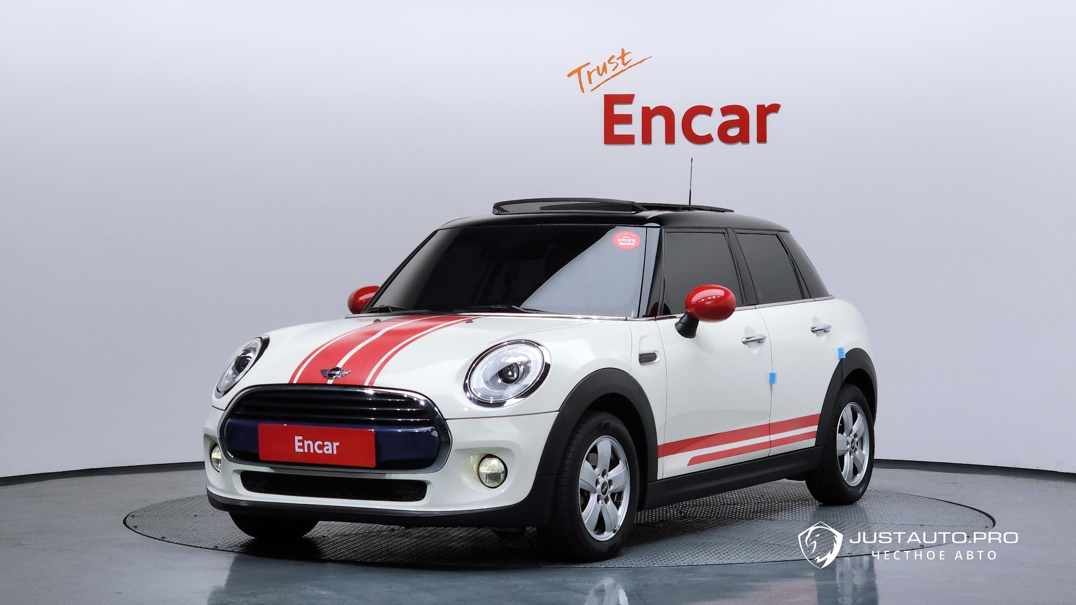 Автомобиль Mini Cooper