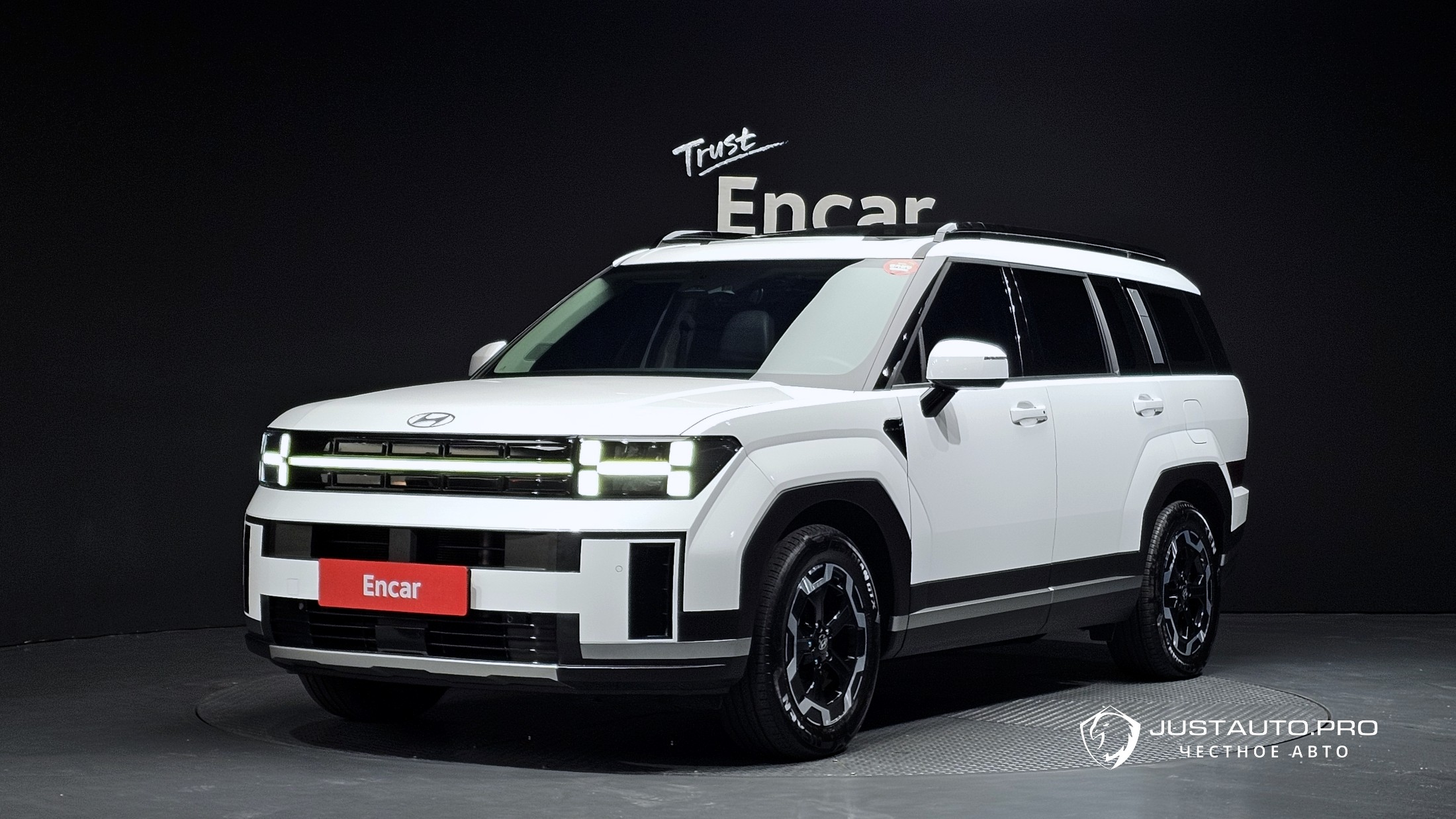 Автомобиль Hyundai Santafe