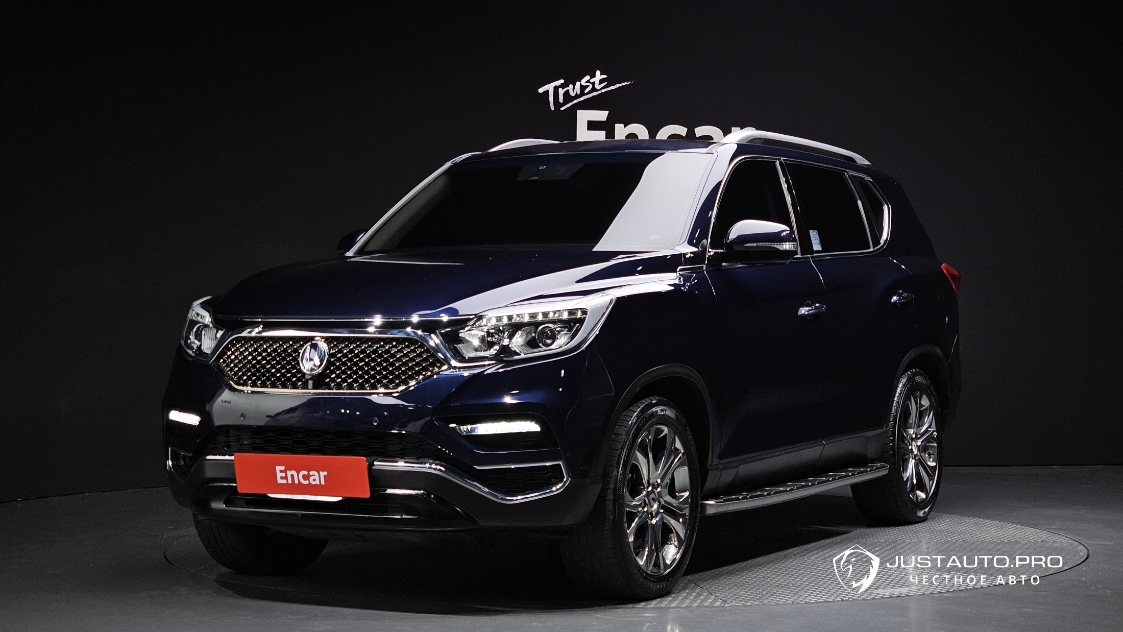 Автомобиль KG_Mobility_Ssangyong Rexton