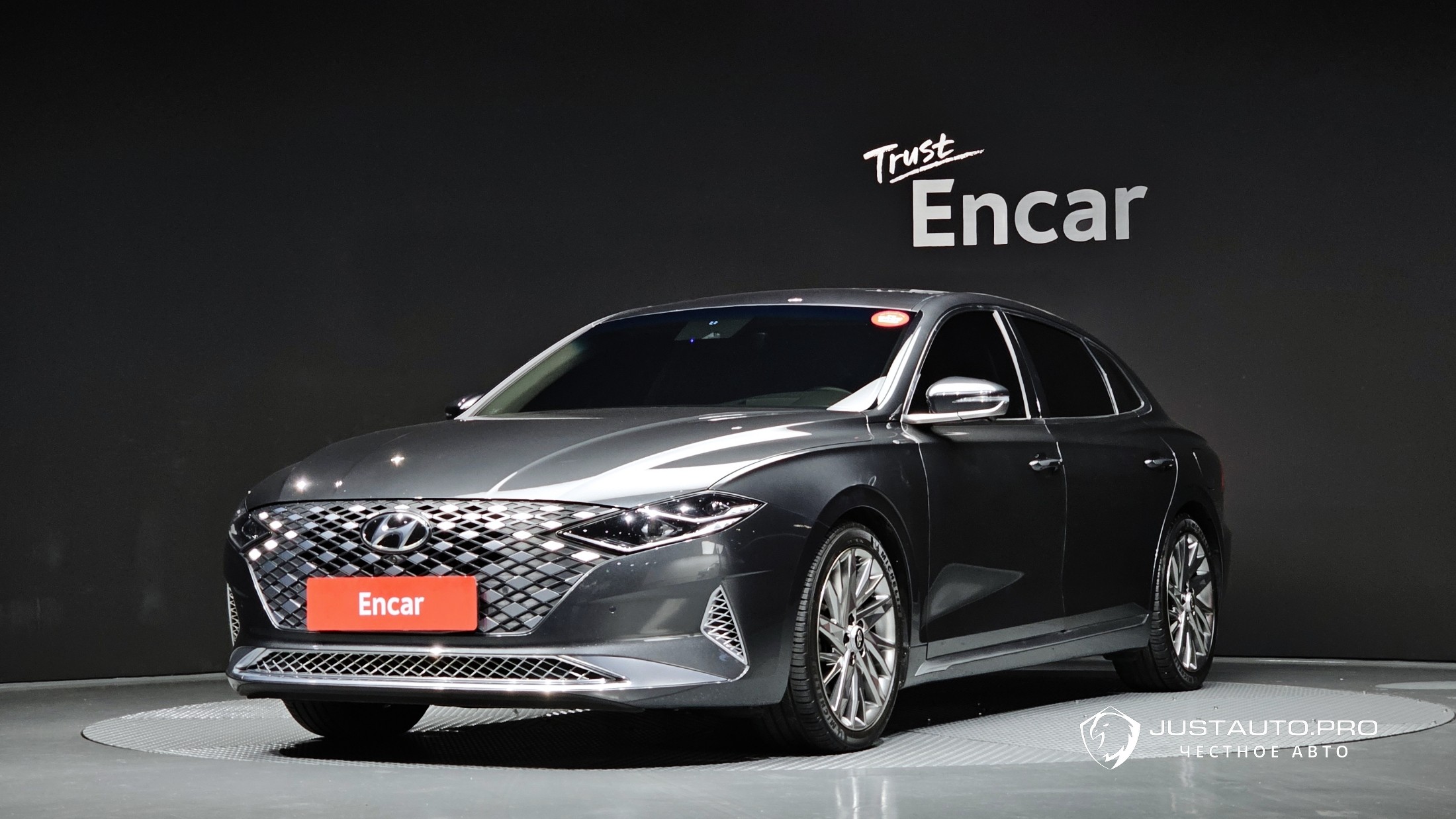 Автомобиль Hyundai Grandeur