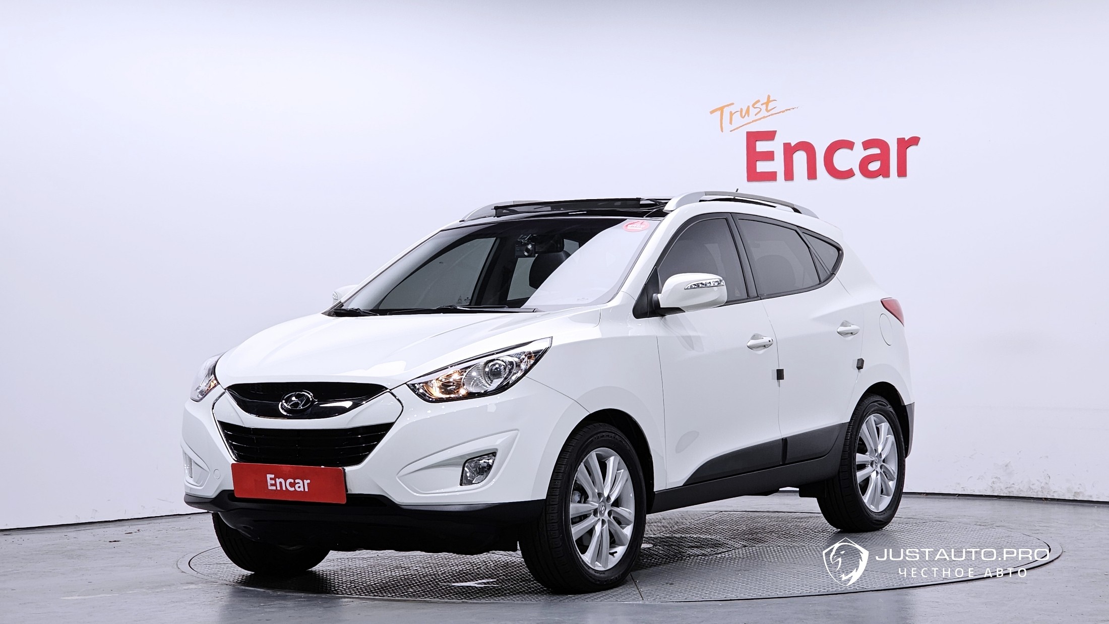 Автомобиль Hyundai Tucson