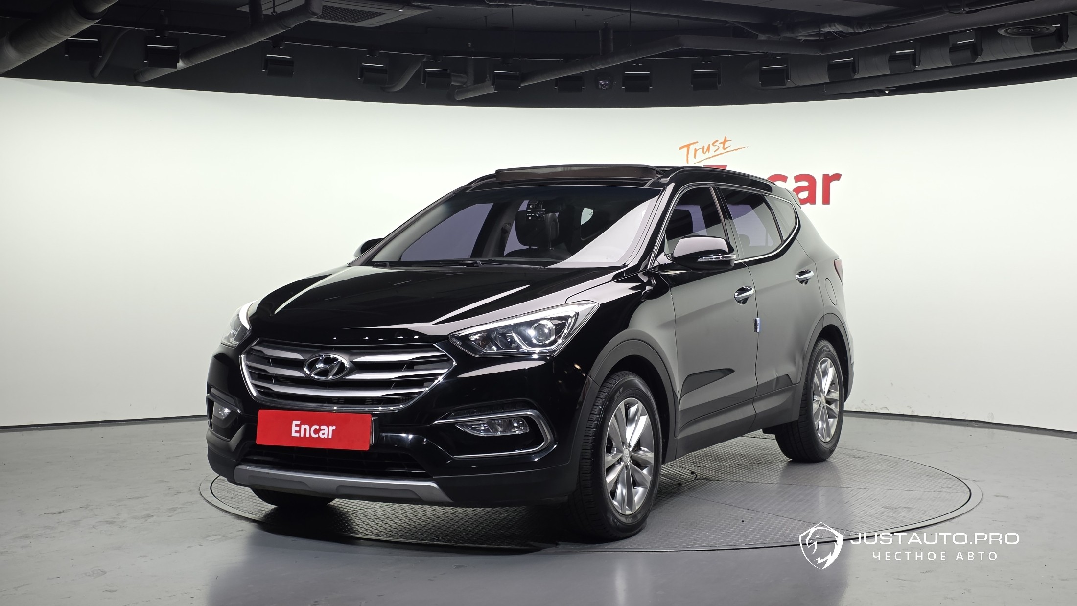 Автомобиль Hyundai Santafe