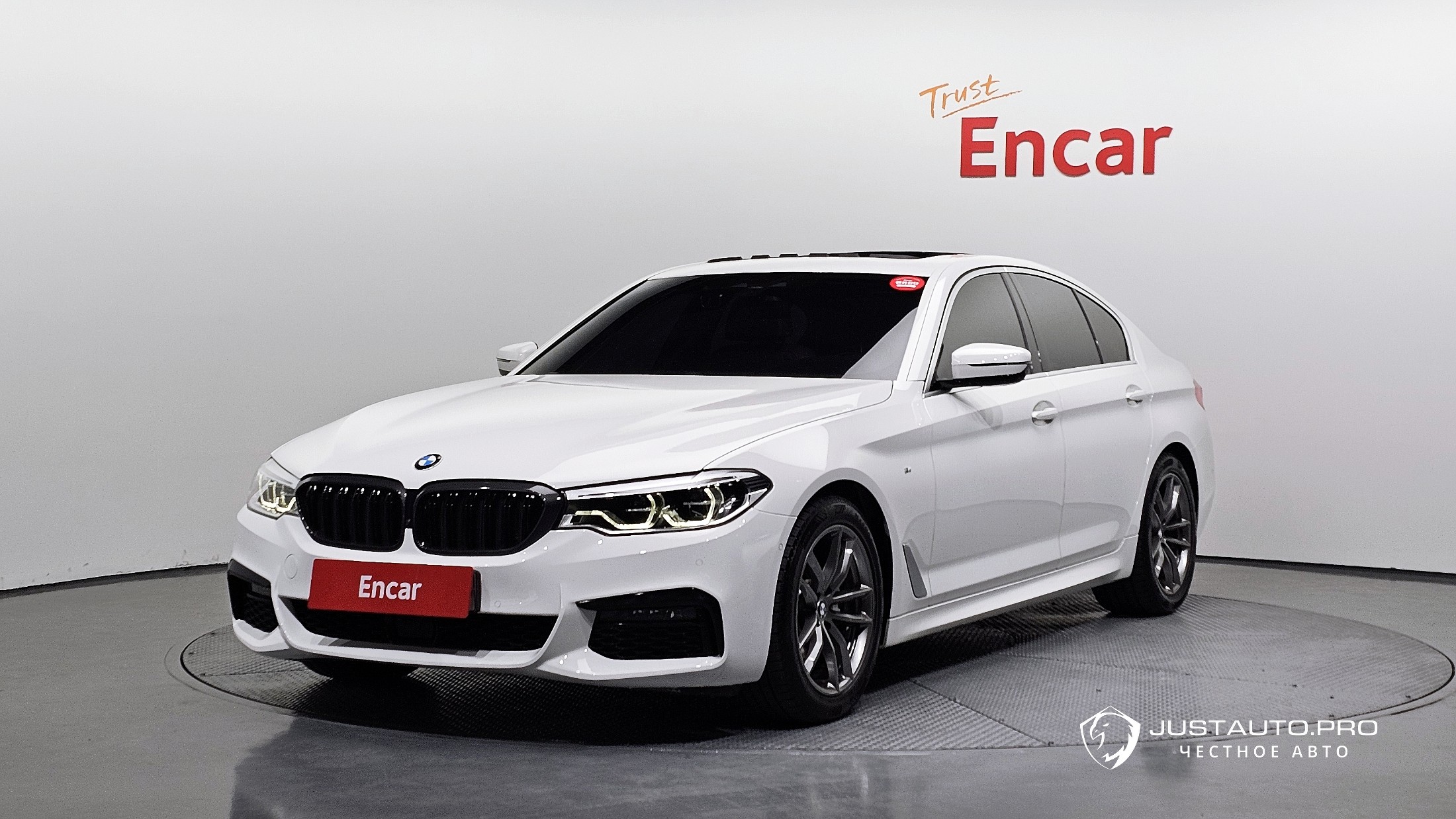 Автомобиль BMW 5-Series