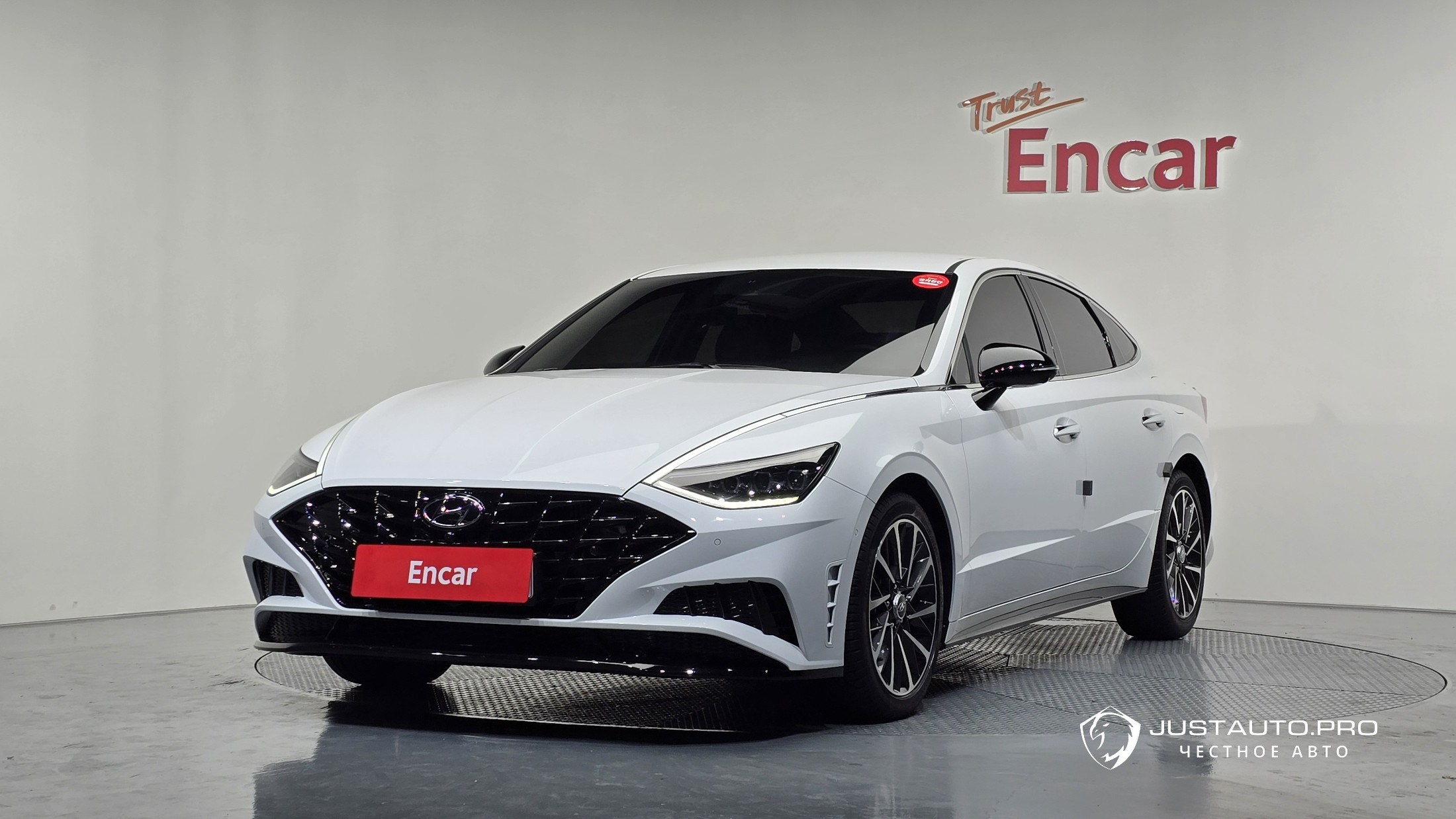 Автомобиль Hyundai Sonata