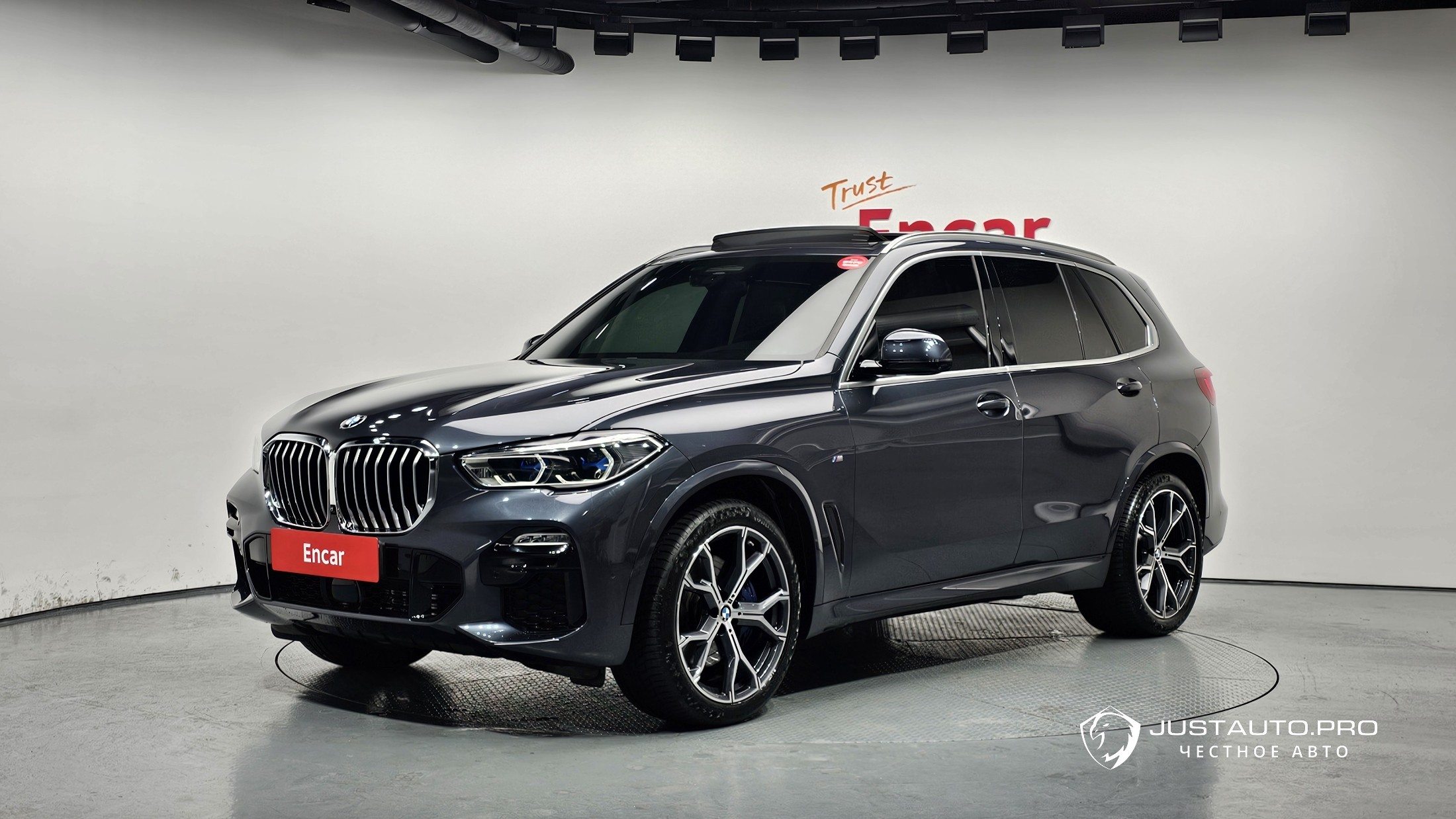 Автомобиль BMW X5