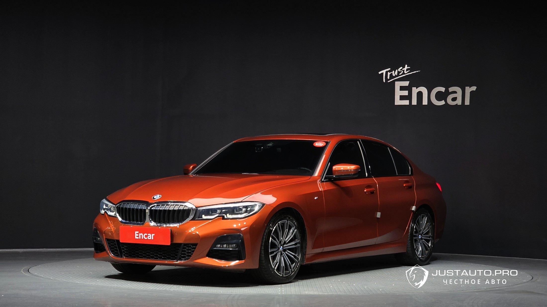 Автомобиль BMW 3-Series