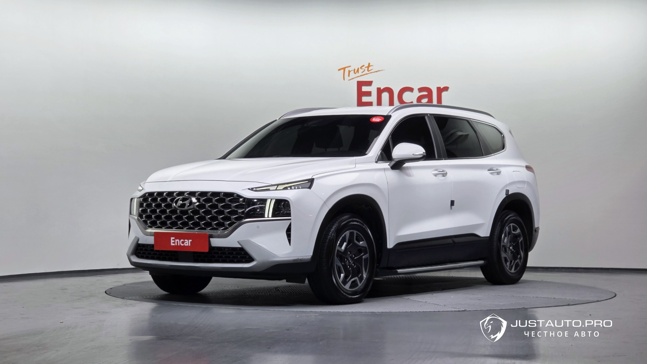 Автомобиль Hyundai Santafe