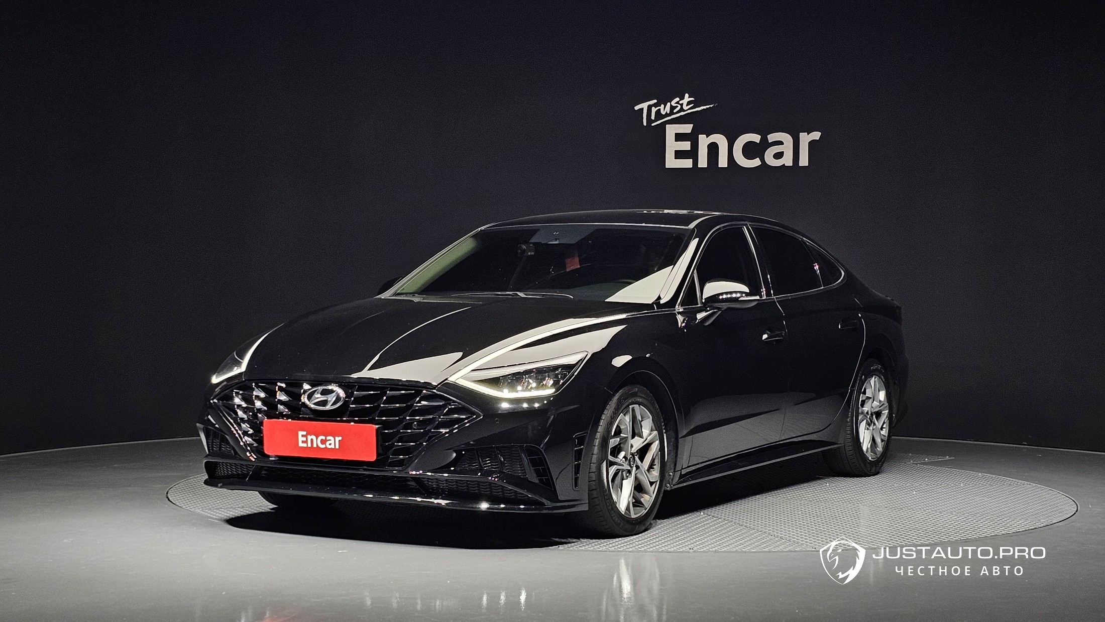 Автомобиль Hyundai Sonata