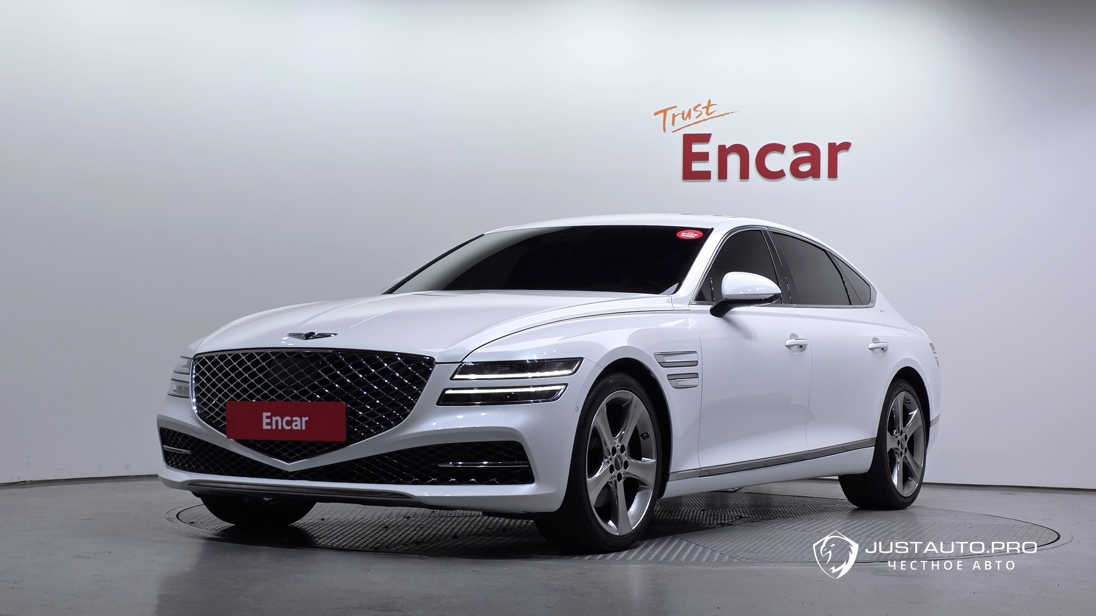 Автомобиль Genesis G80