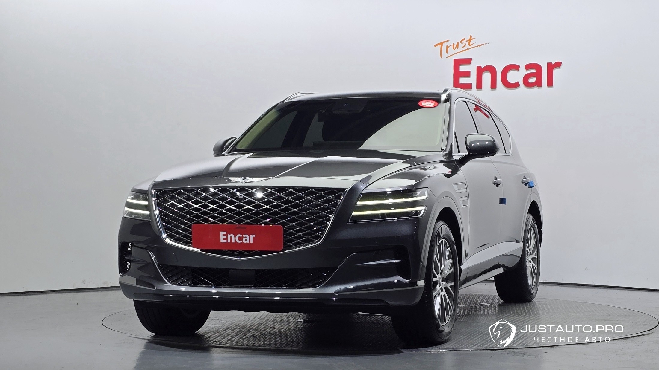 Автомобиль Genesis GV80