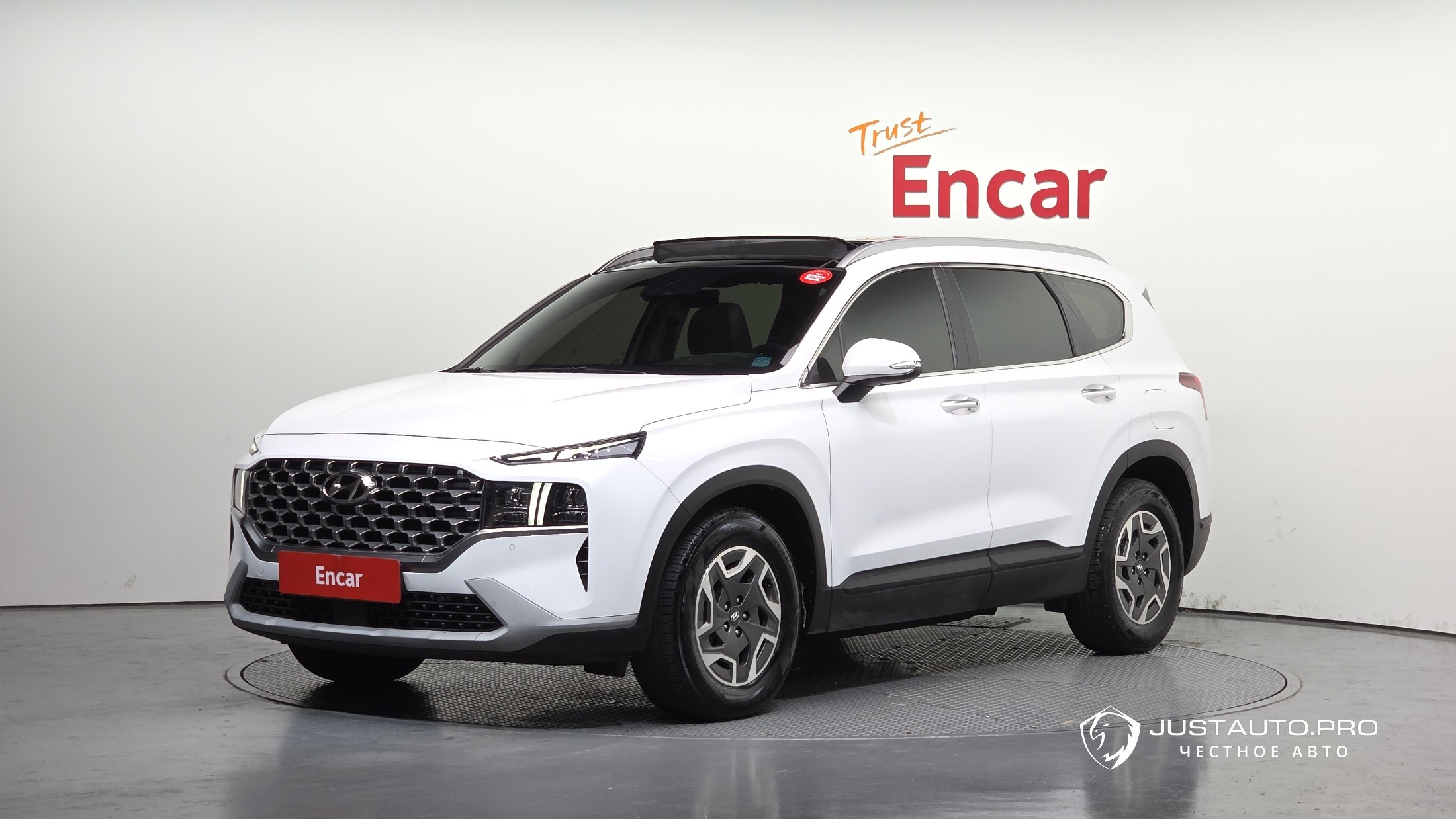 Автомобиль Hyundai Santafe