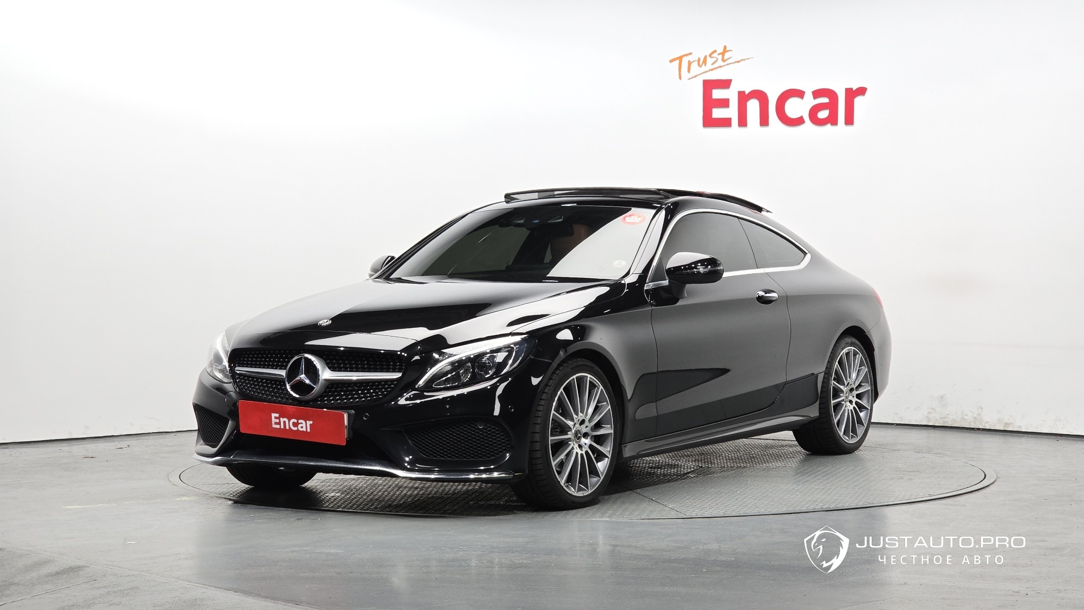 Автомобиль Mercedes-Benz C-Class