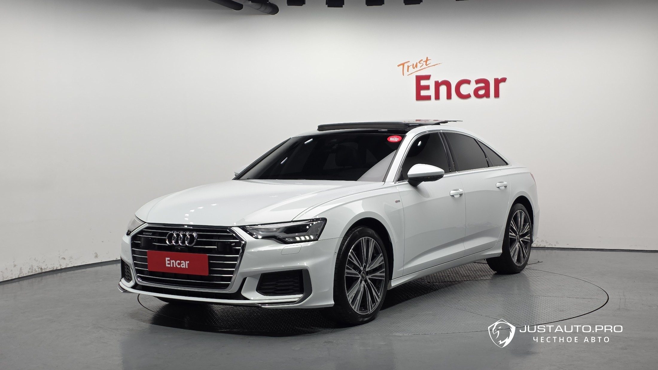 Автомобиль Audi A6