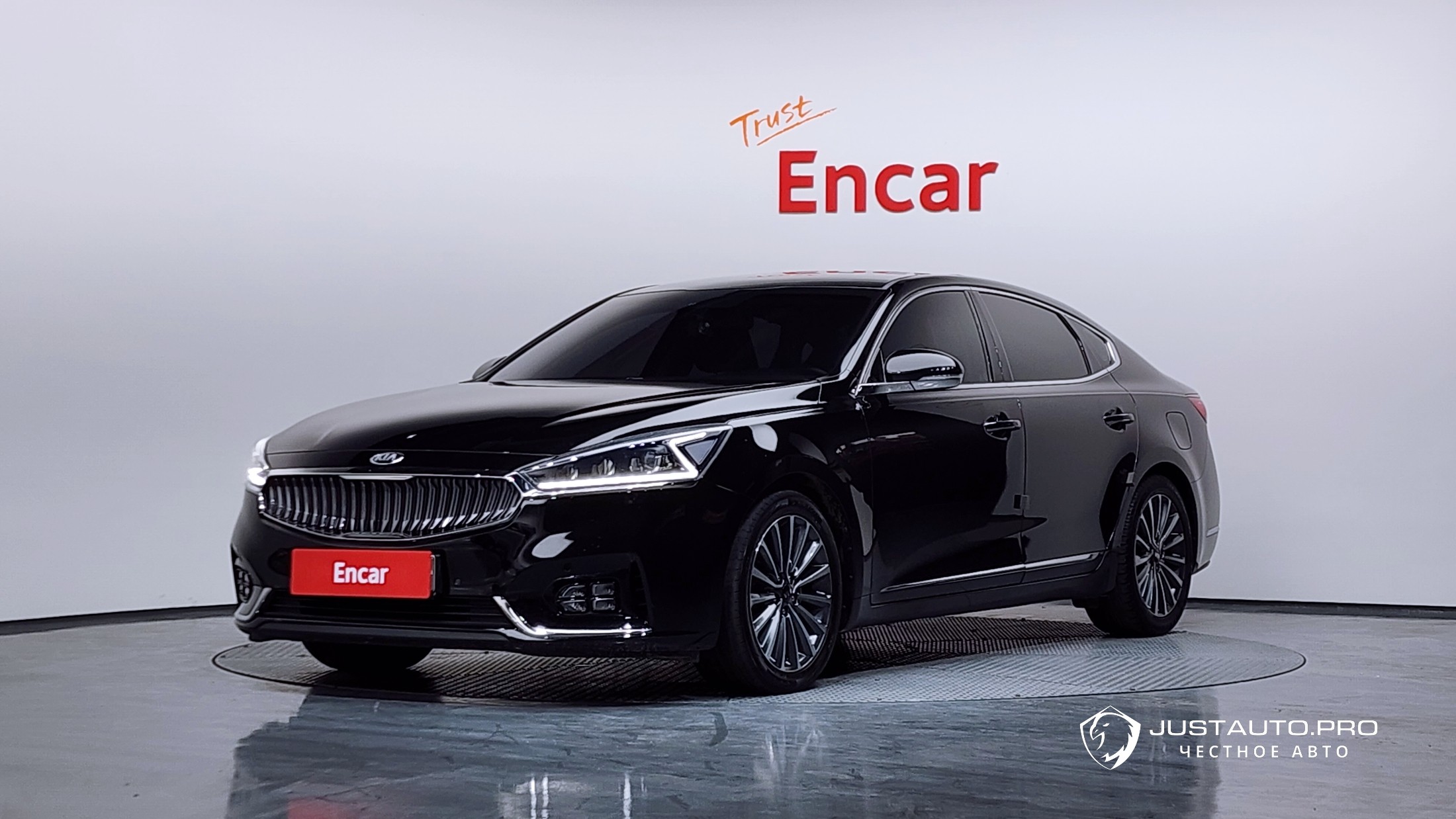 Автомобиль Kia K7