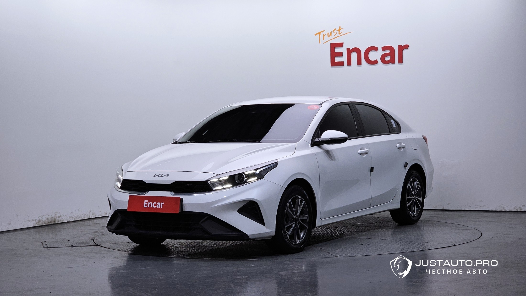 Автомобиль Kia K3