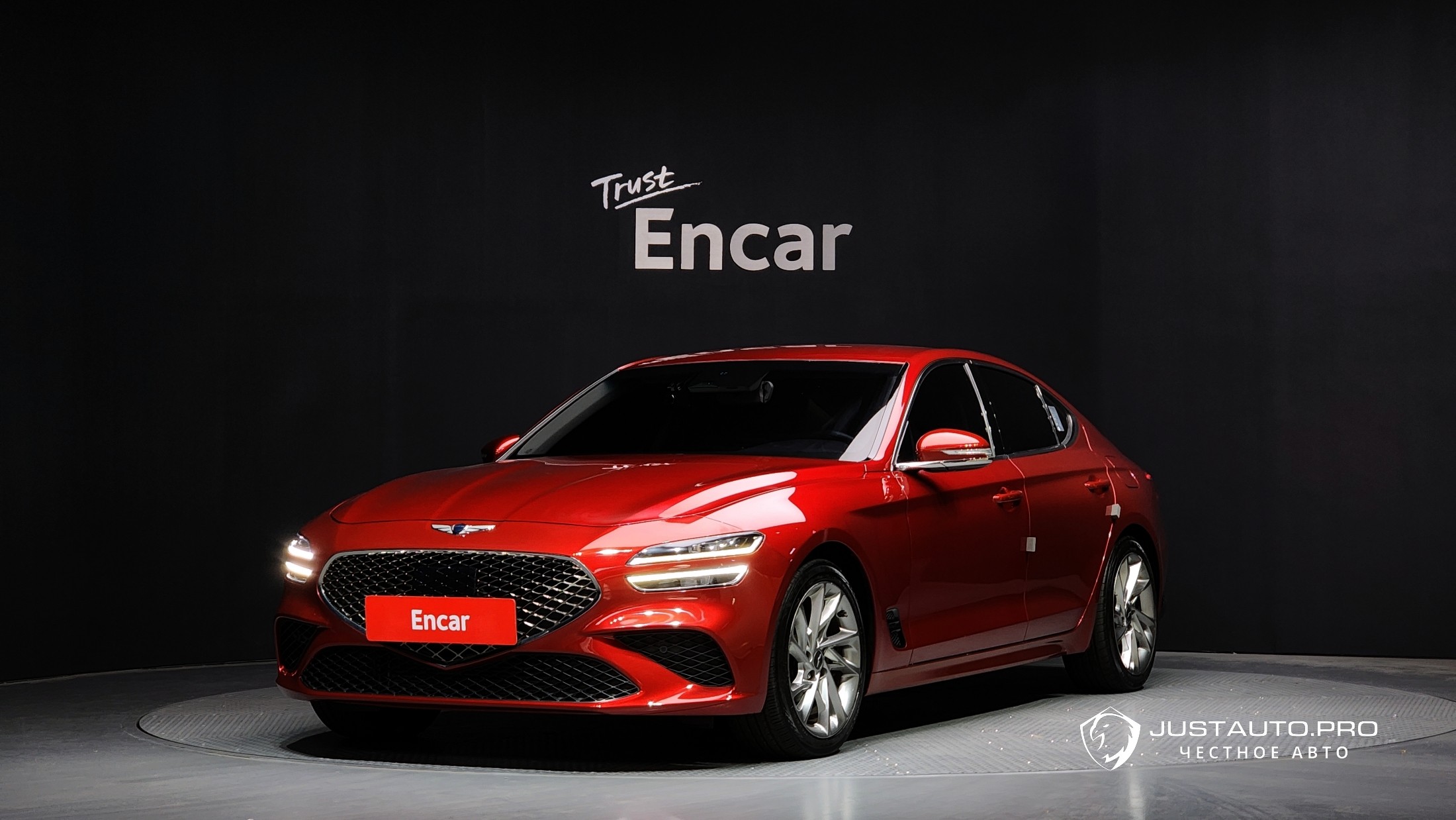 Автомобиль Genesis G70