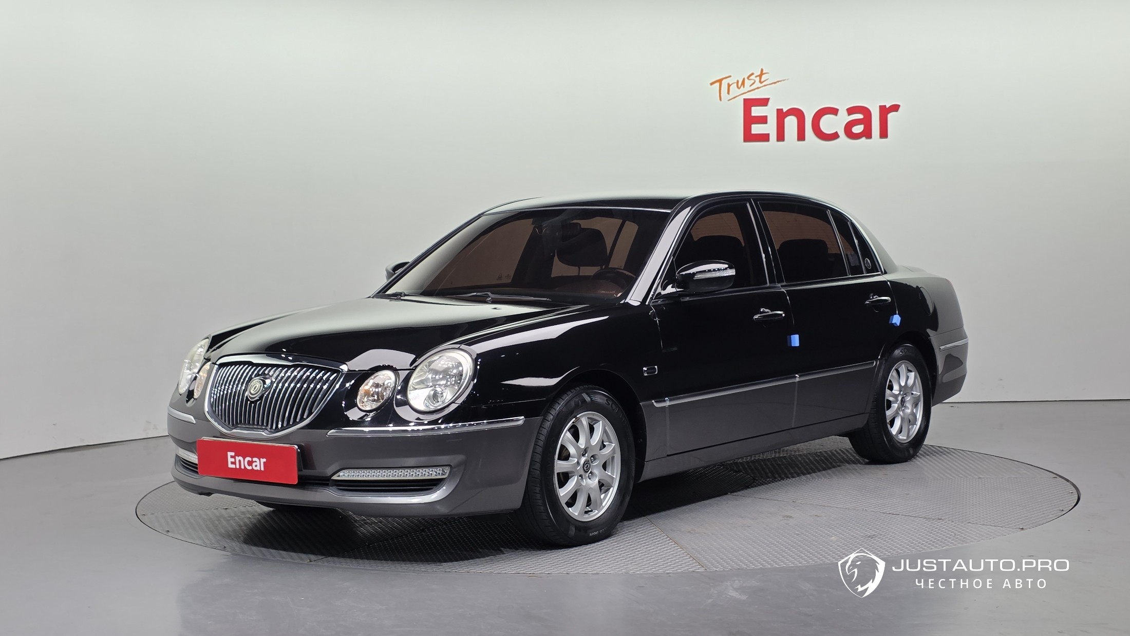 Автомобиль Kia OPIRUS