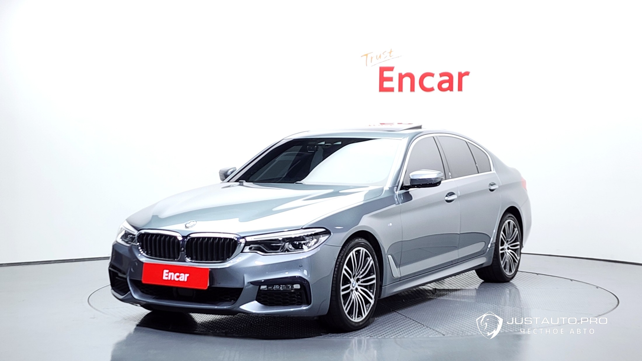 Автомобиль BMW 5-Series