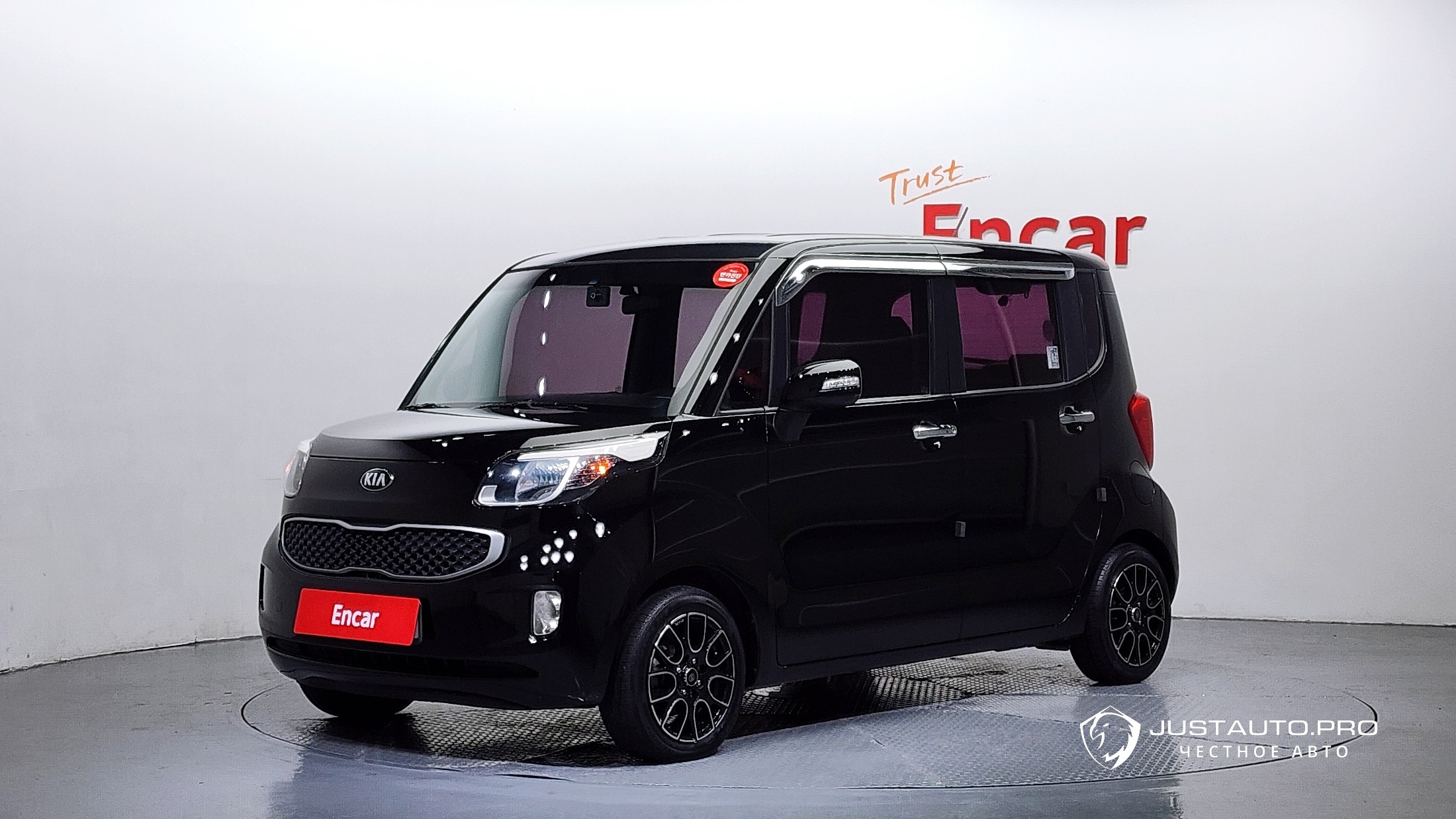 Автомобиль Kia RAY