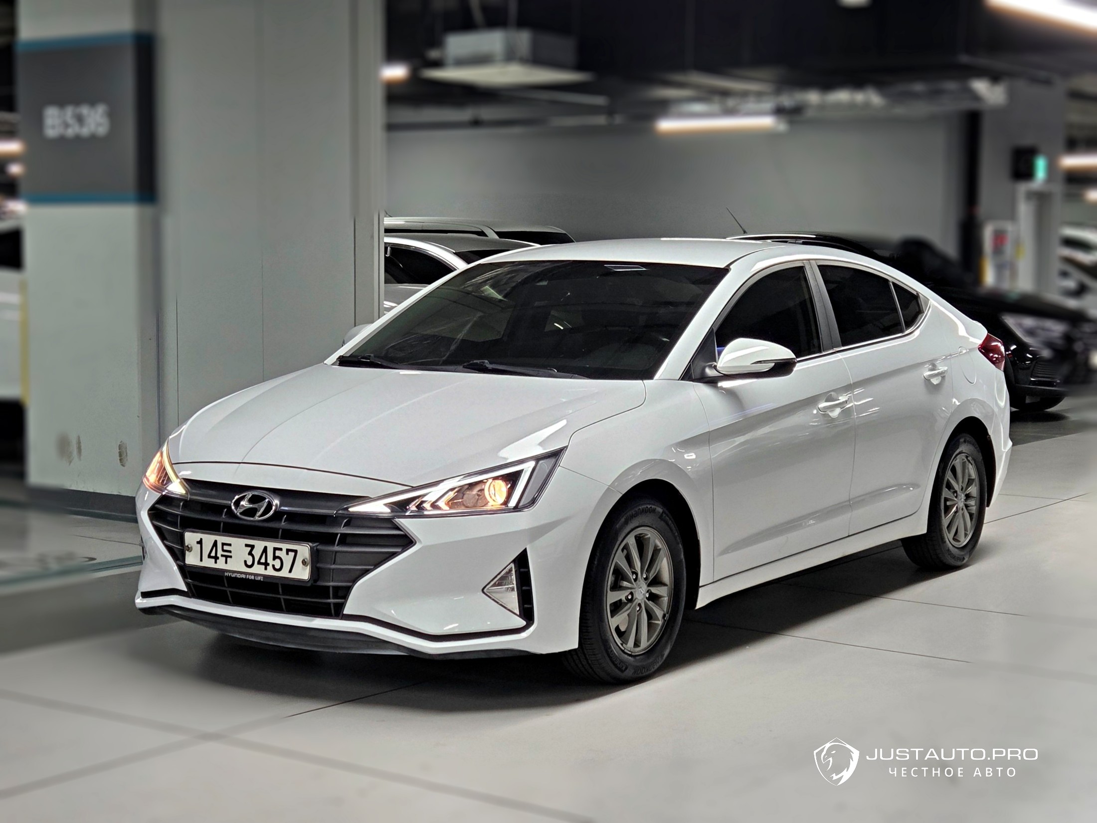 Автомобиль Hyundai AVANTE