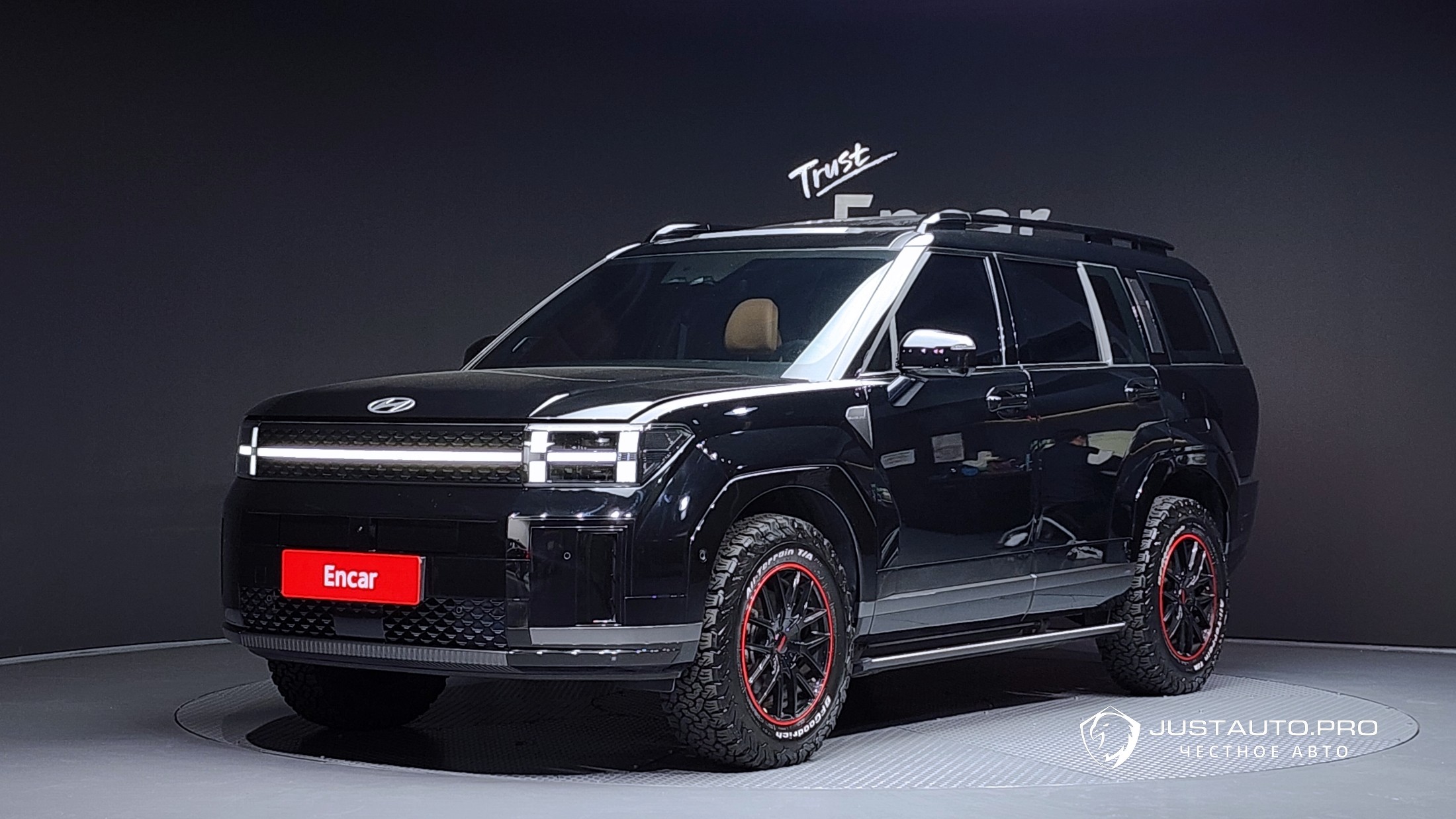 Автомобиль Hyundai Santafe