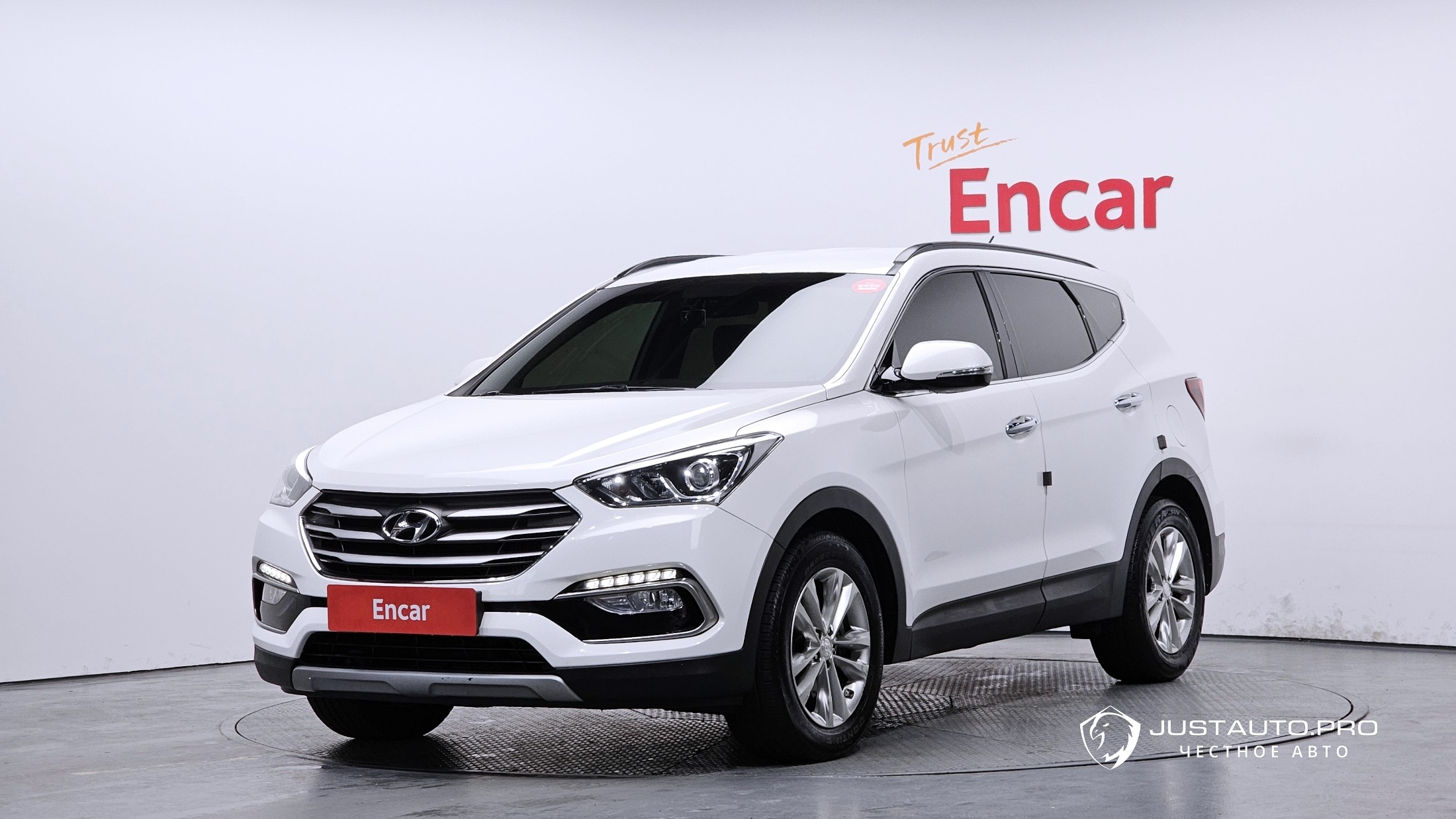 Автомобиль Hyundai Santafe
