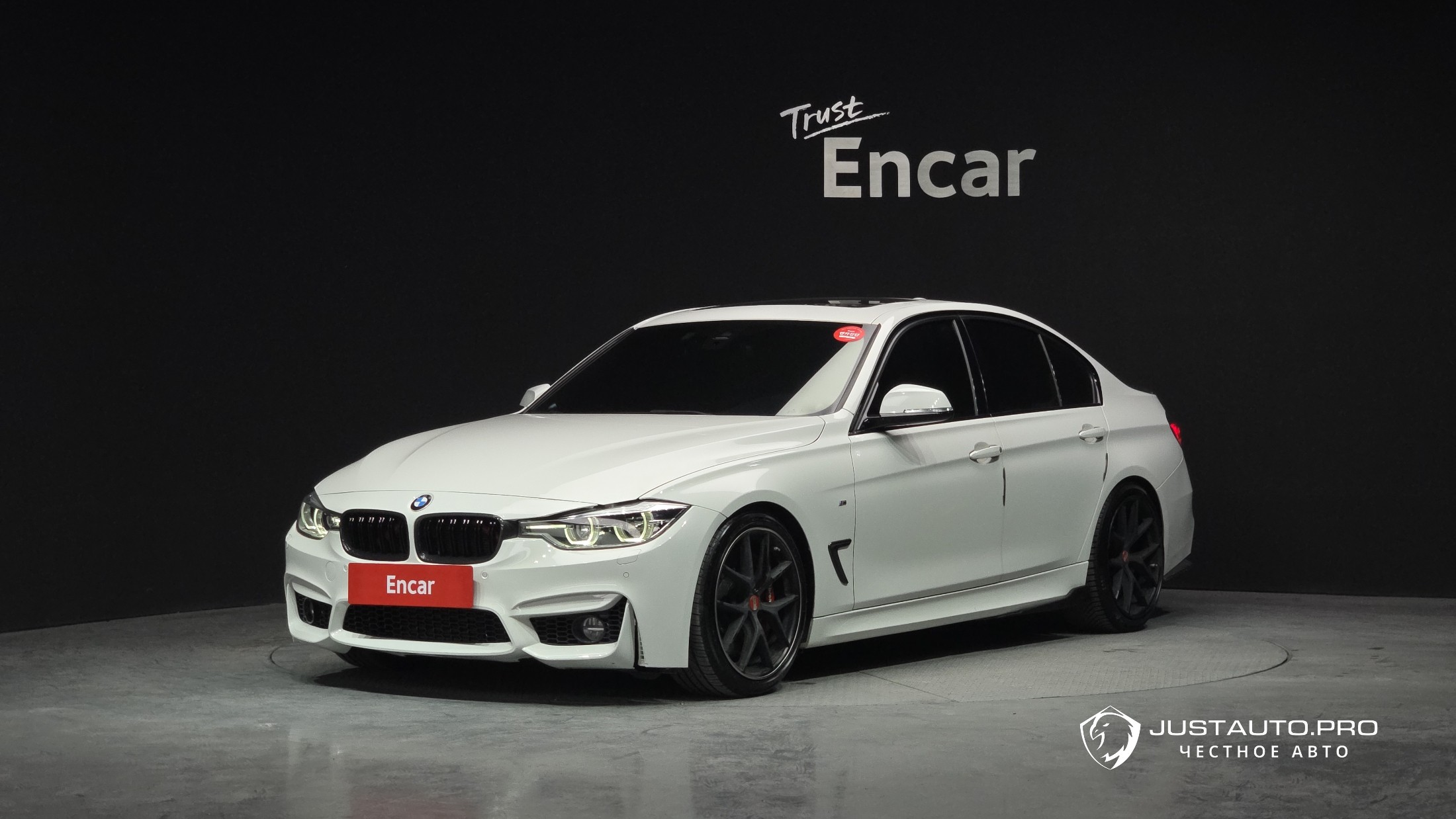 Автомобиль BMW 3-Series