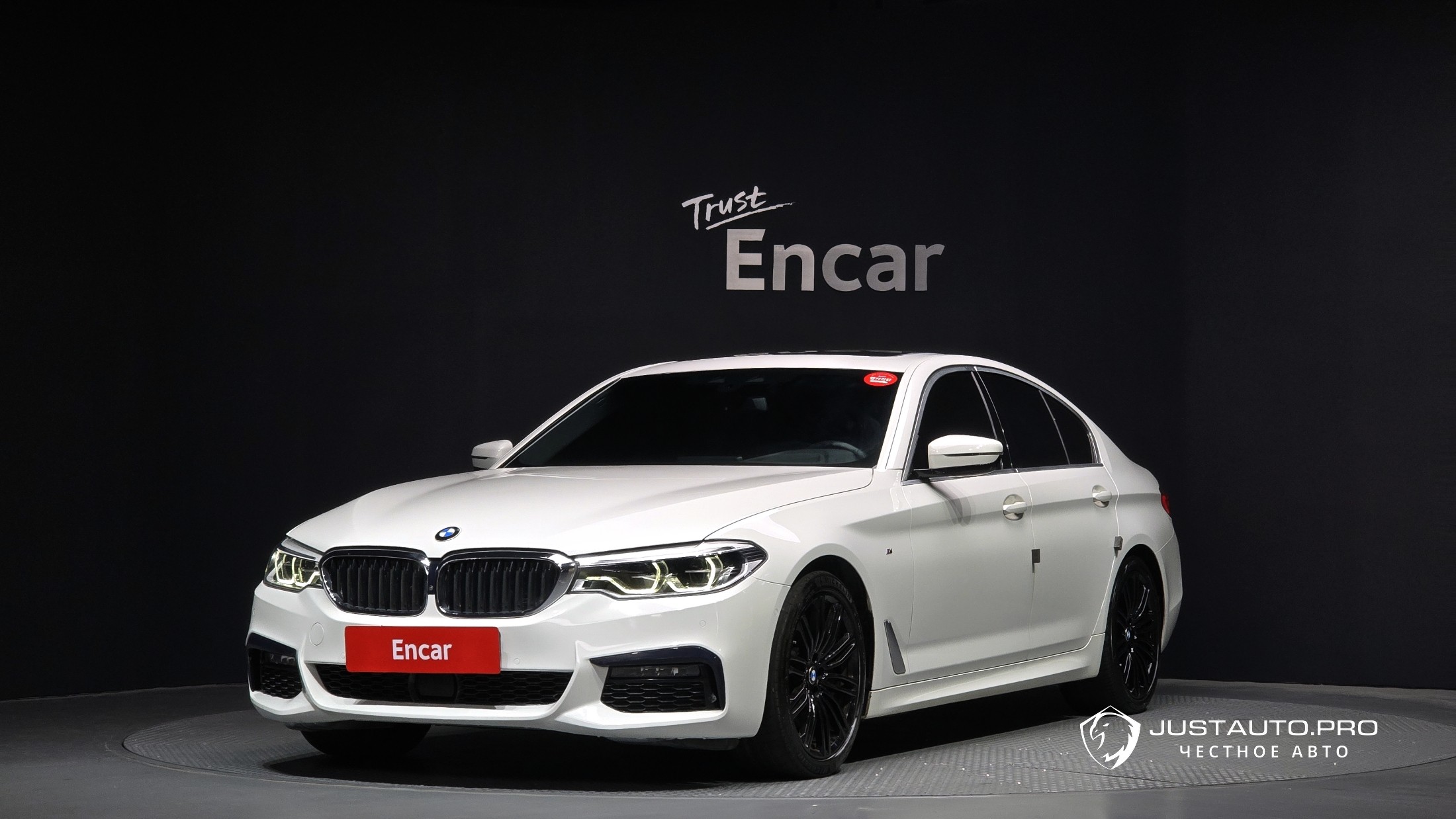 Автомобиль BMW 5-Series