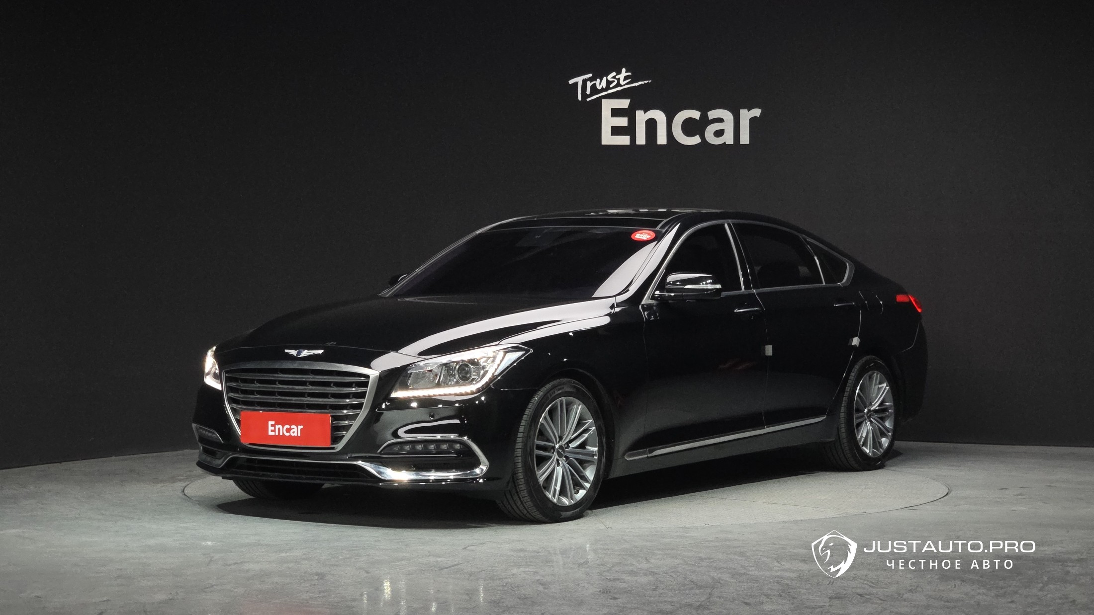 Автомобиль Genesis G80