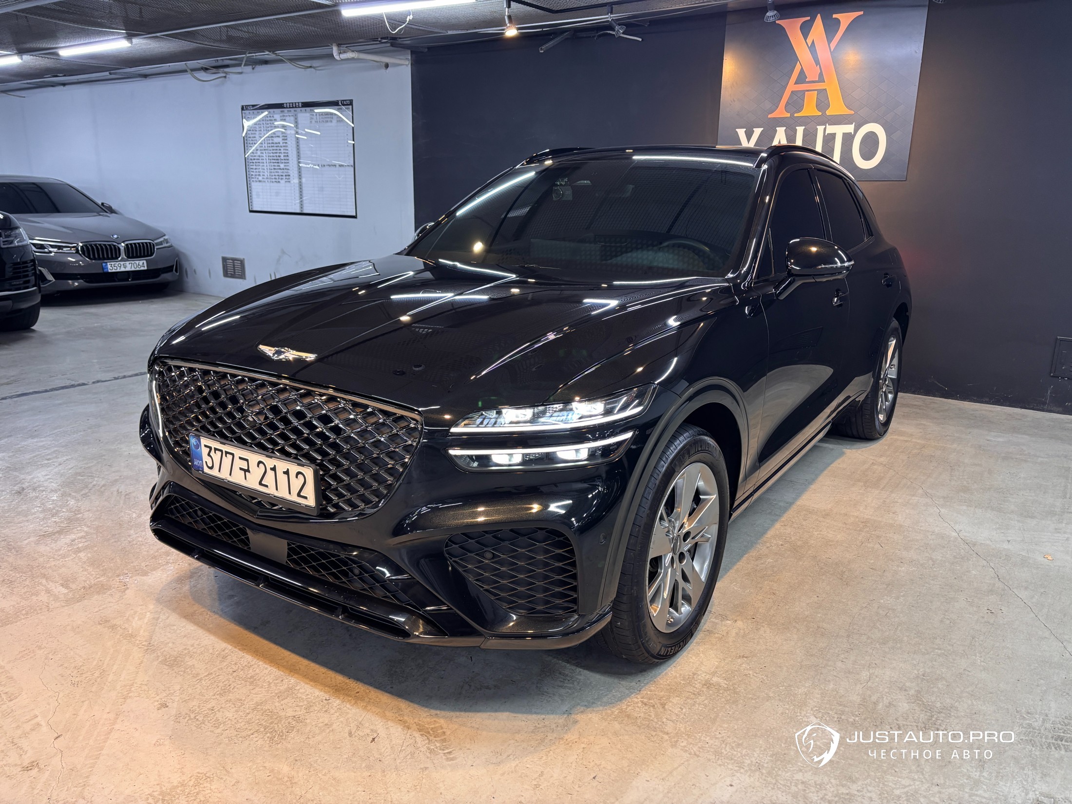 Автомобиль Genesis GV70