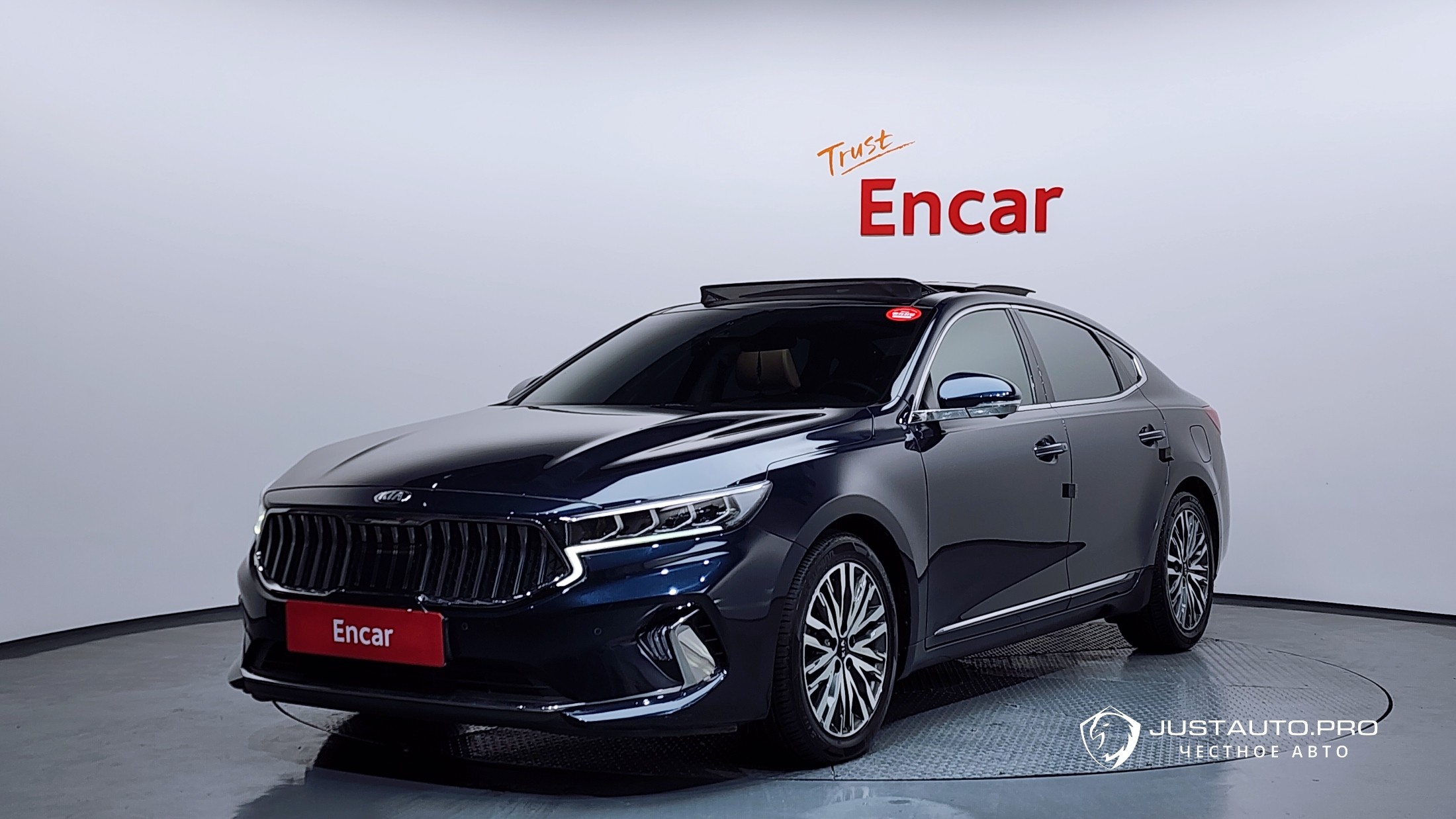 Автомобиль Kia K7