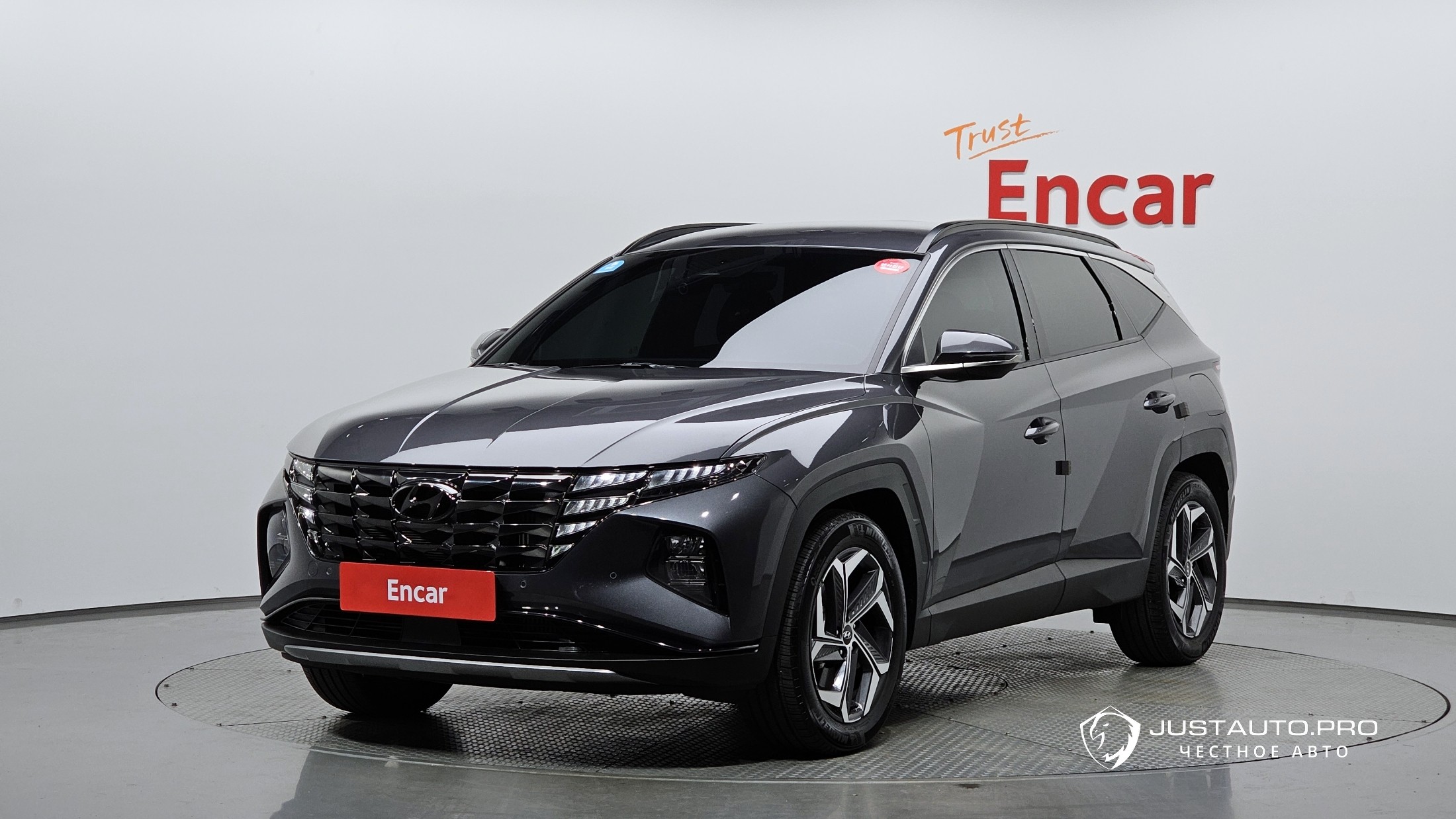 Автомобиль Hyundai Tucson