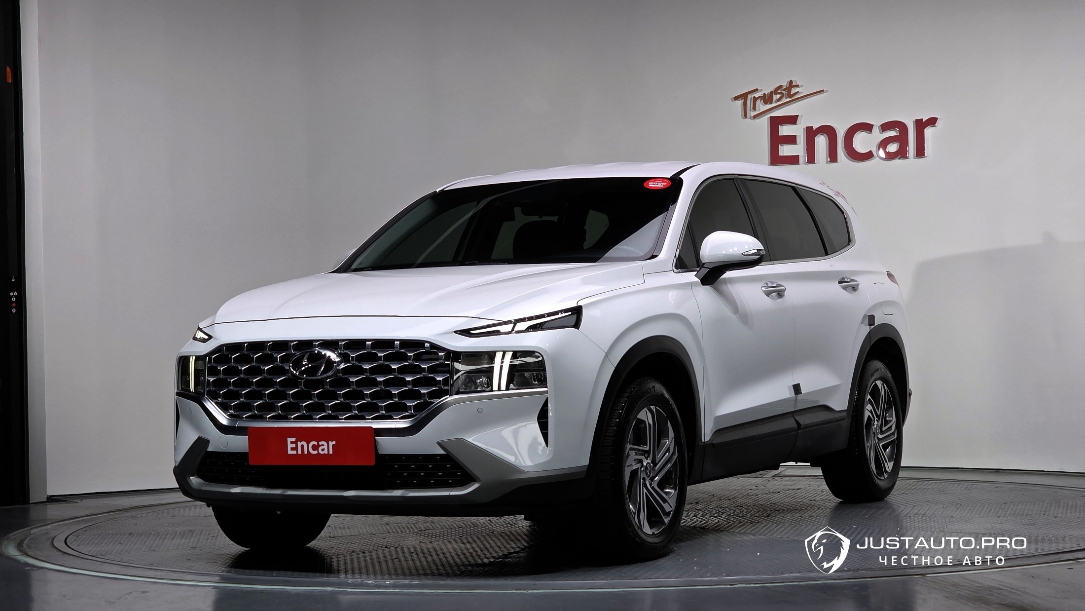 Автомобиль Hyundai Santafe