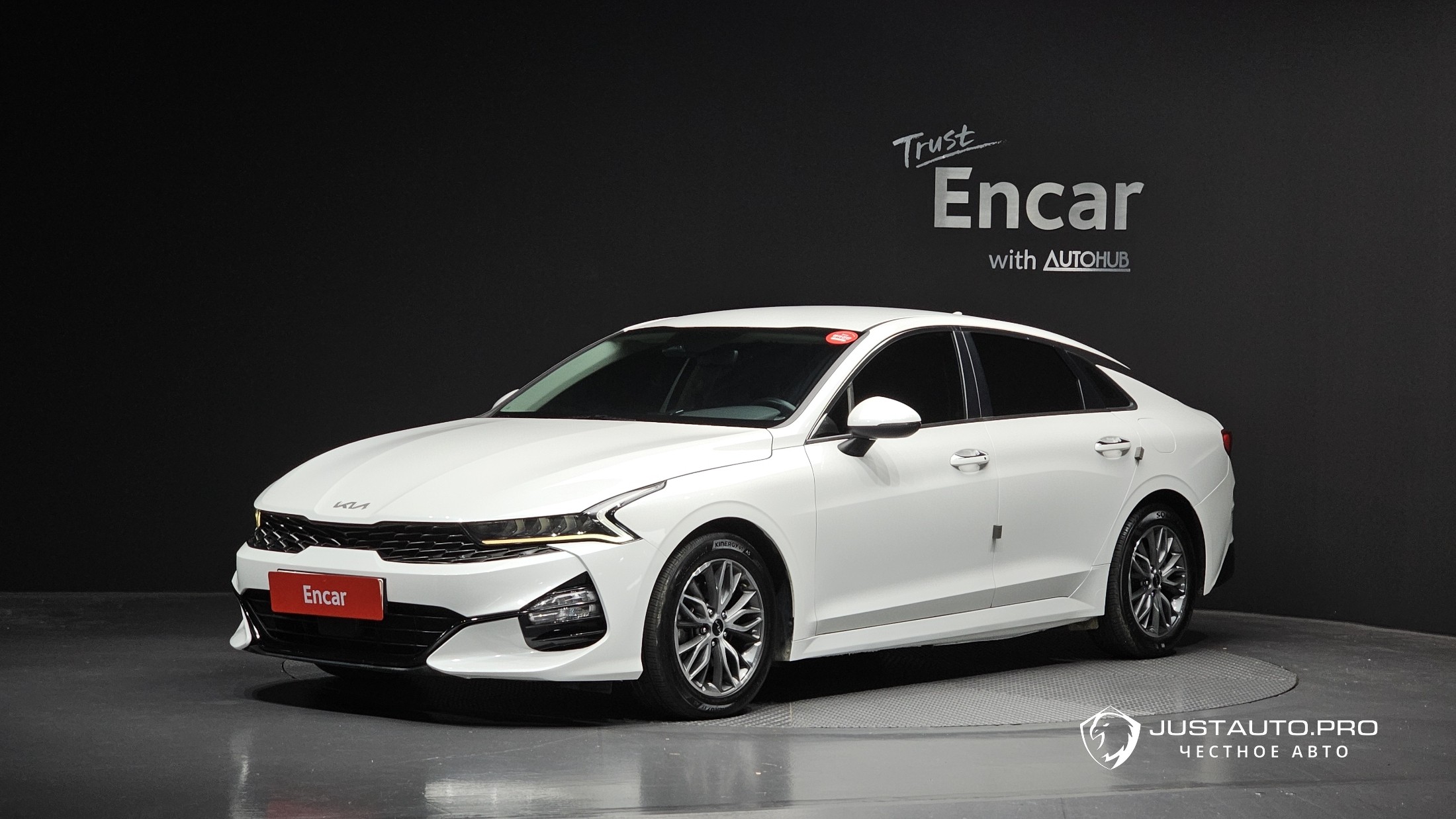 Автомобиль Kia K5