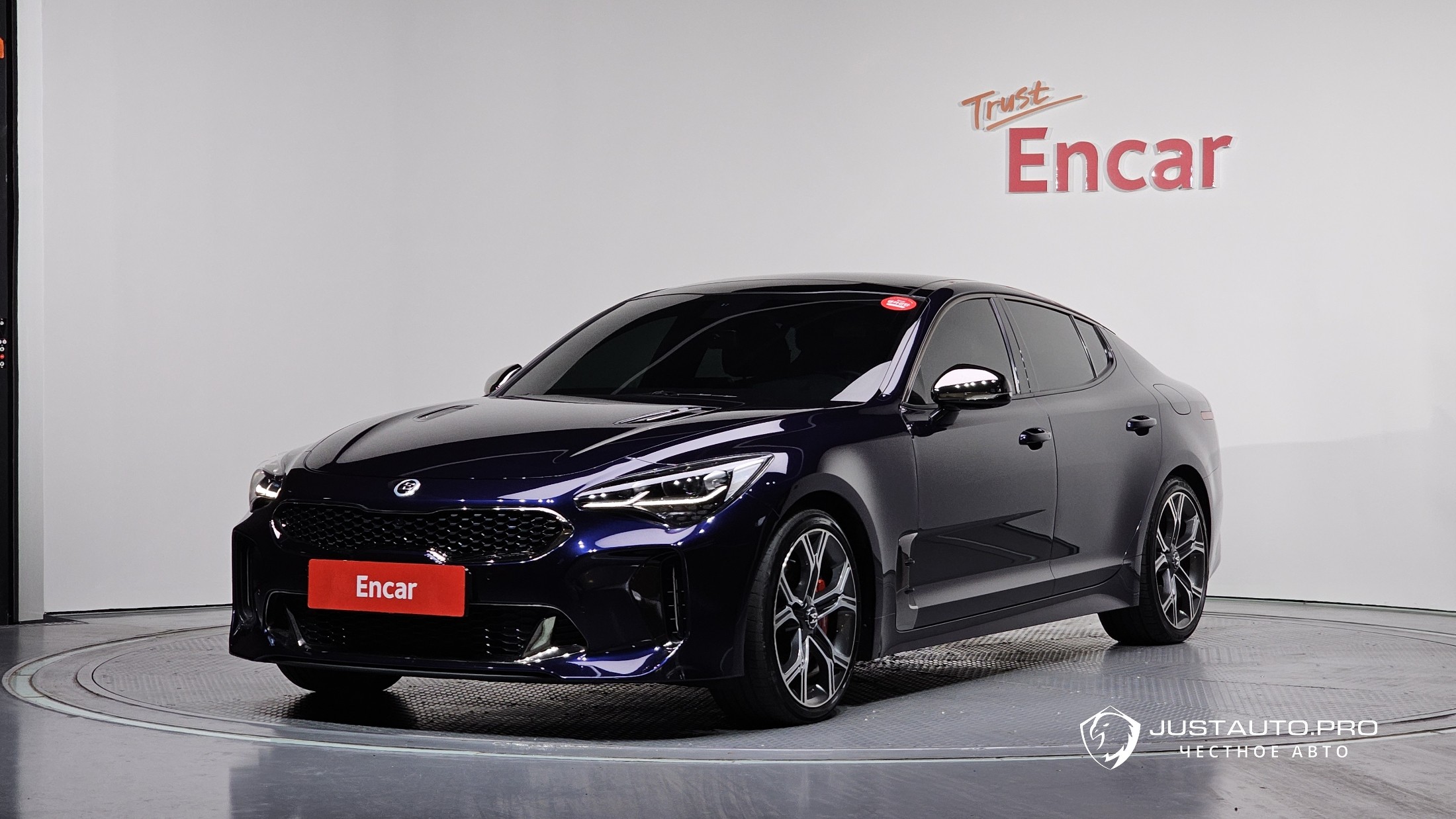Автомобиль Kia Stinger
