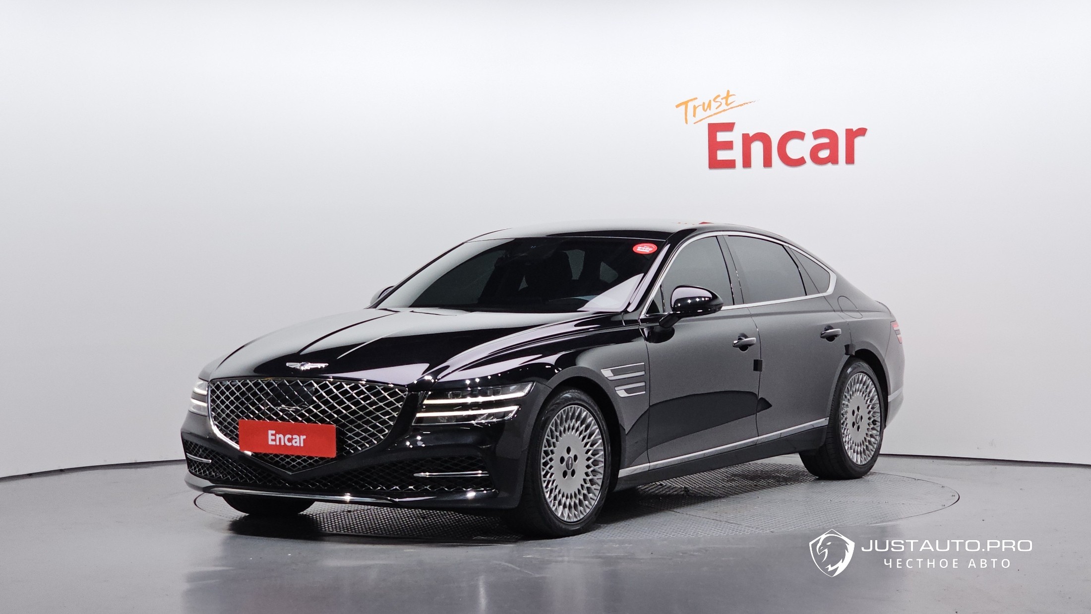 Автомобиль Genesis G80