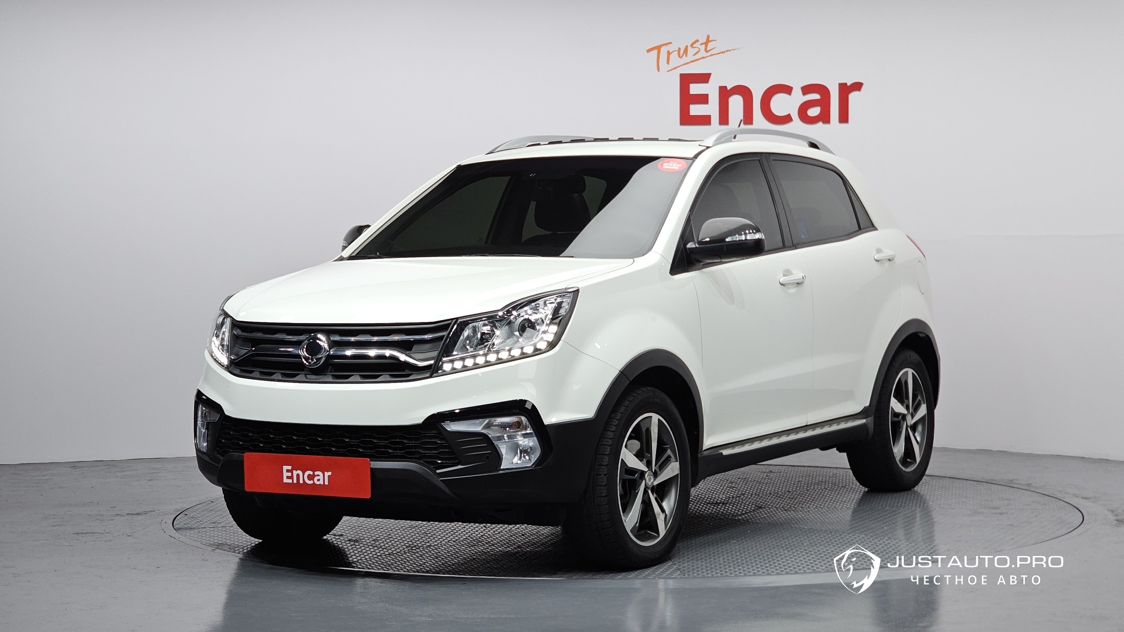 Автомобиль KG_Mobility_Ssangyong KORANDO