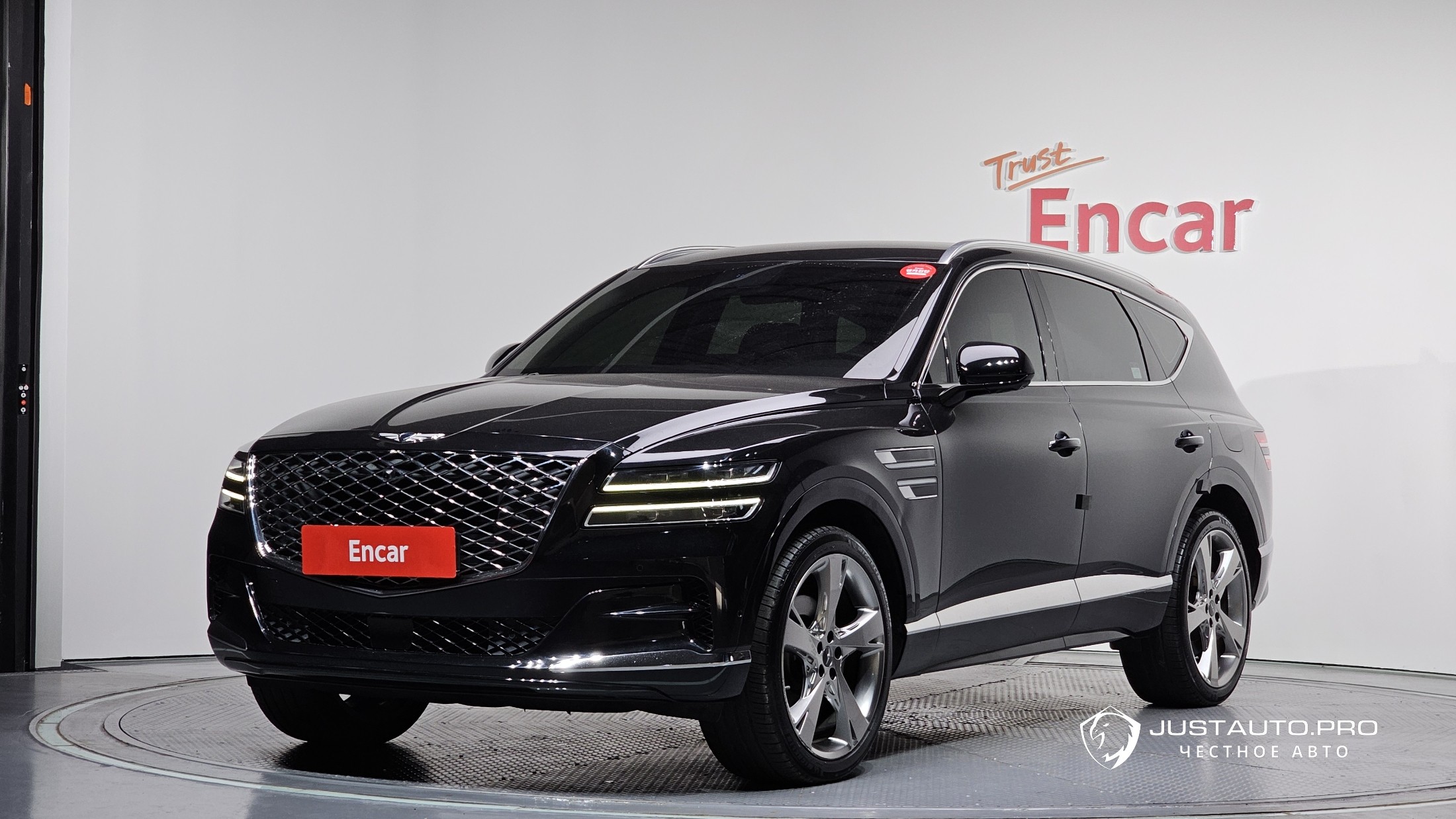 Автомобиль Genesis GV80